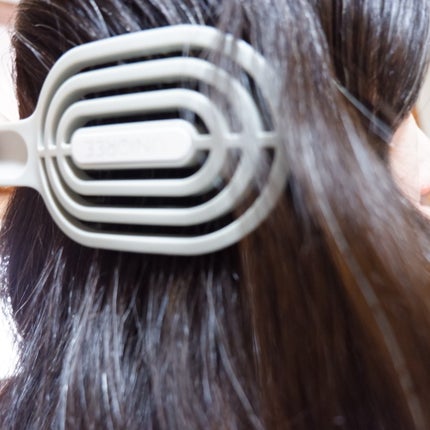 ユニークリー 4wayスムースヘアブラシ/ビー・エヌ/ヘアブラシを使ったクチコミ(3枚目)