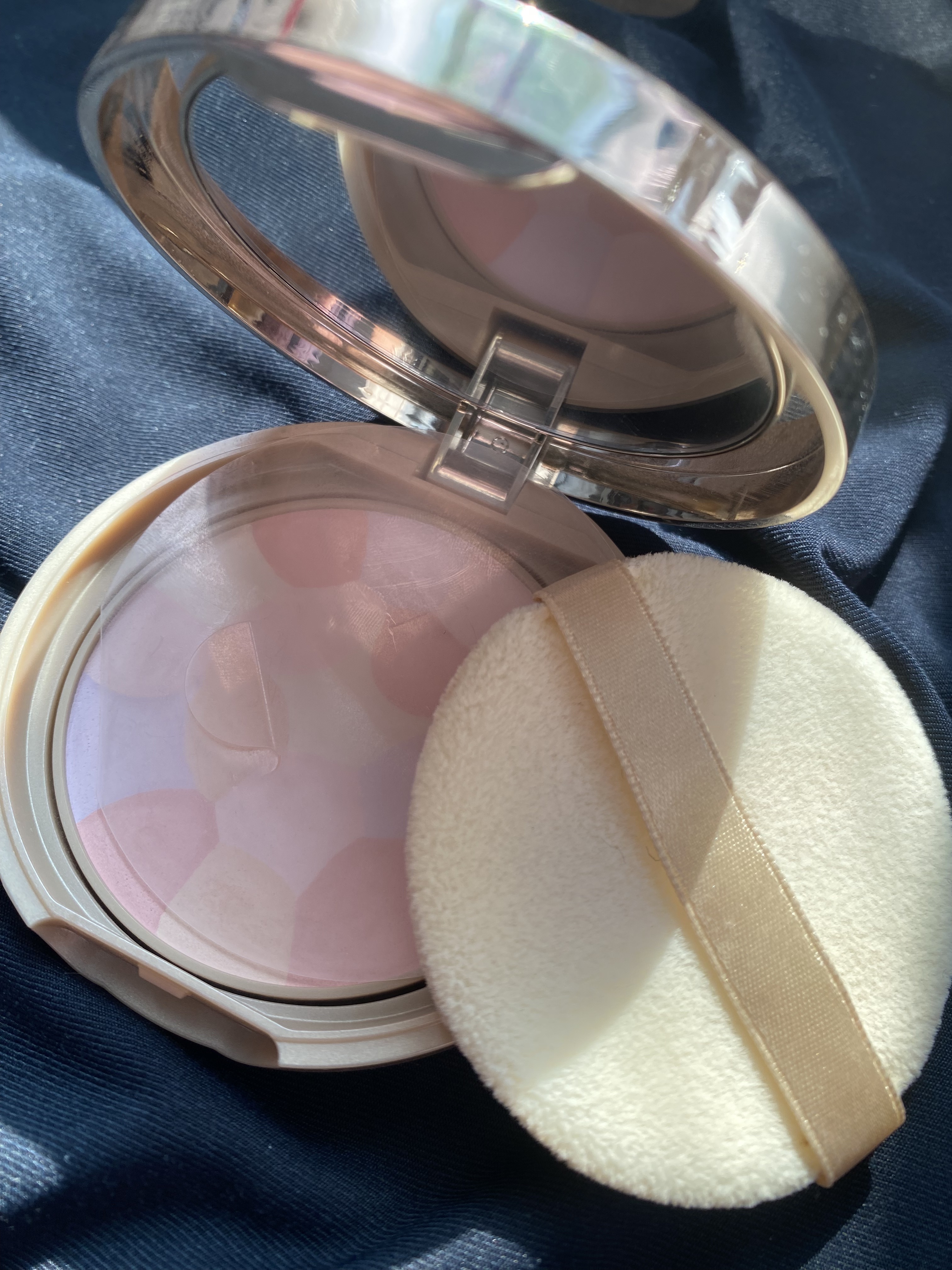 マシュマロフィニッシュパウダー　～Abloom～/キャンメイク/プレストパウダーを使ったクチコミ（1枚目）