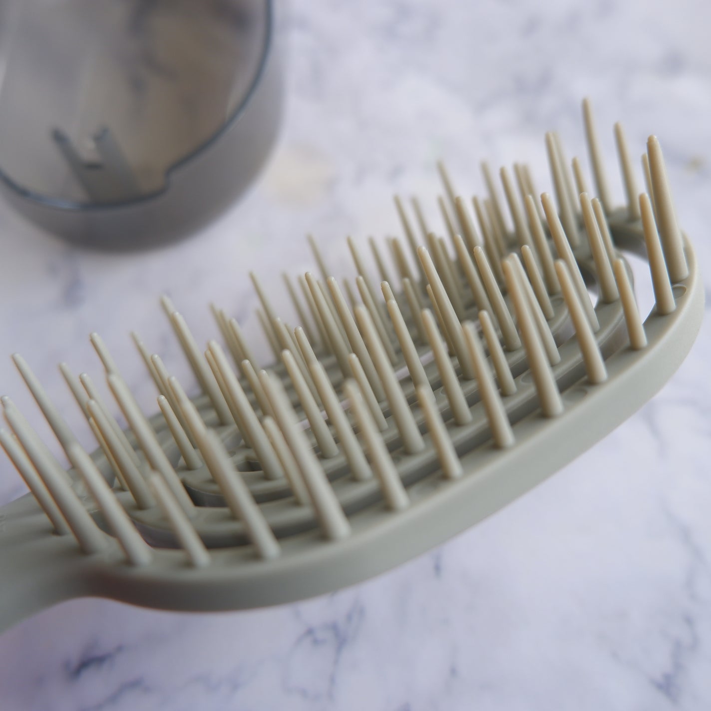 ユニークリー 4wayスムースヘアブラシ/ビー・エヌ/ヘアブラシを使ったクチコミ(2枚目)