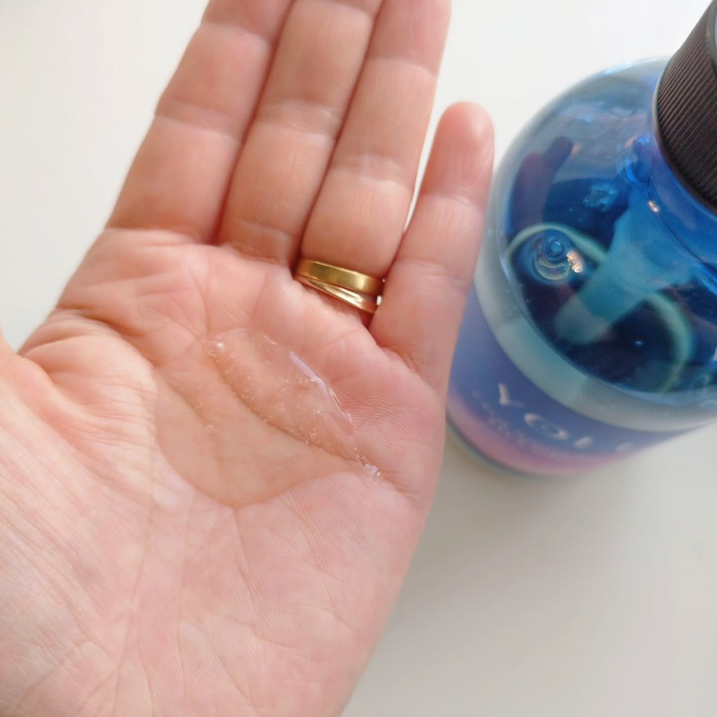 カームナイトリペアシャンプー/トリートメント/YOLU/シャンプー・コンディショナーを使ったクチコミ(2枚目)