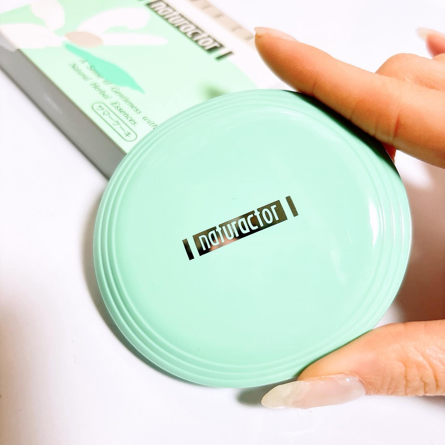 ナチュラクター サマーケーキ(水専用ファンデーション)/メイコー化粧品/クリーム・エマルジョンファンデーションを使ったクチコミ（2枚目）