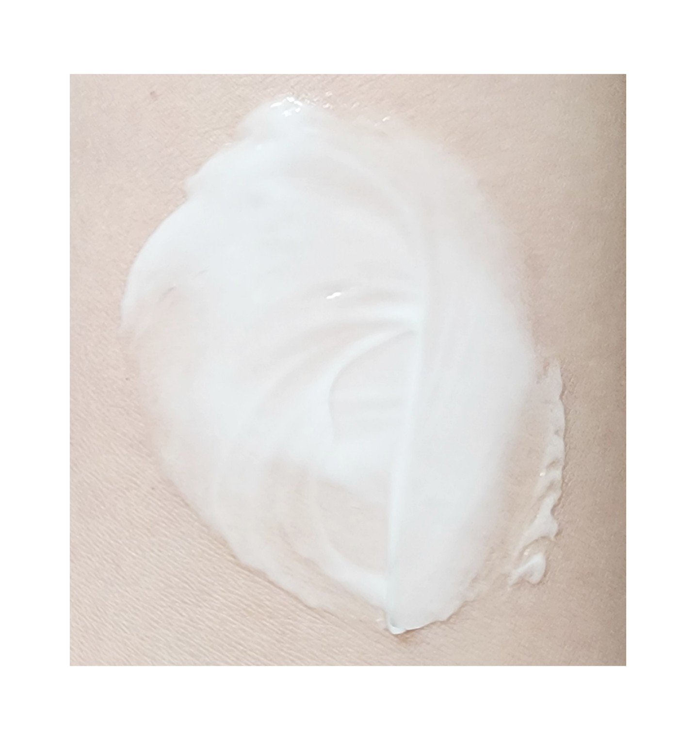 グラスーン　グルタブライト　ＶＣ　リフタンクリーム/GLASSOON/フェイスクリームを使ったクチコミ（3枚目）