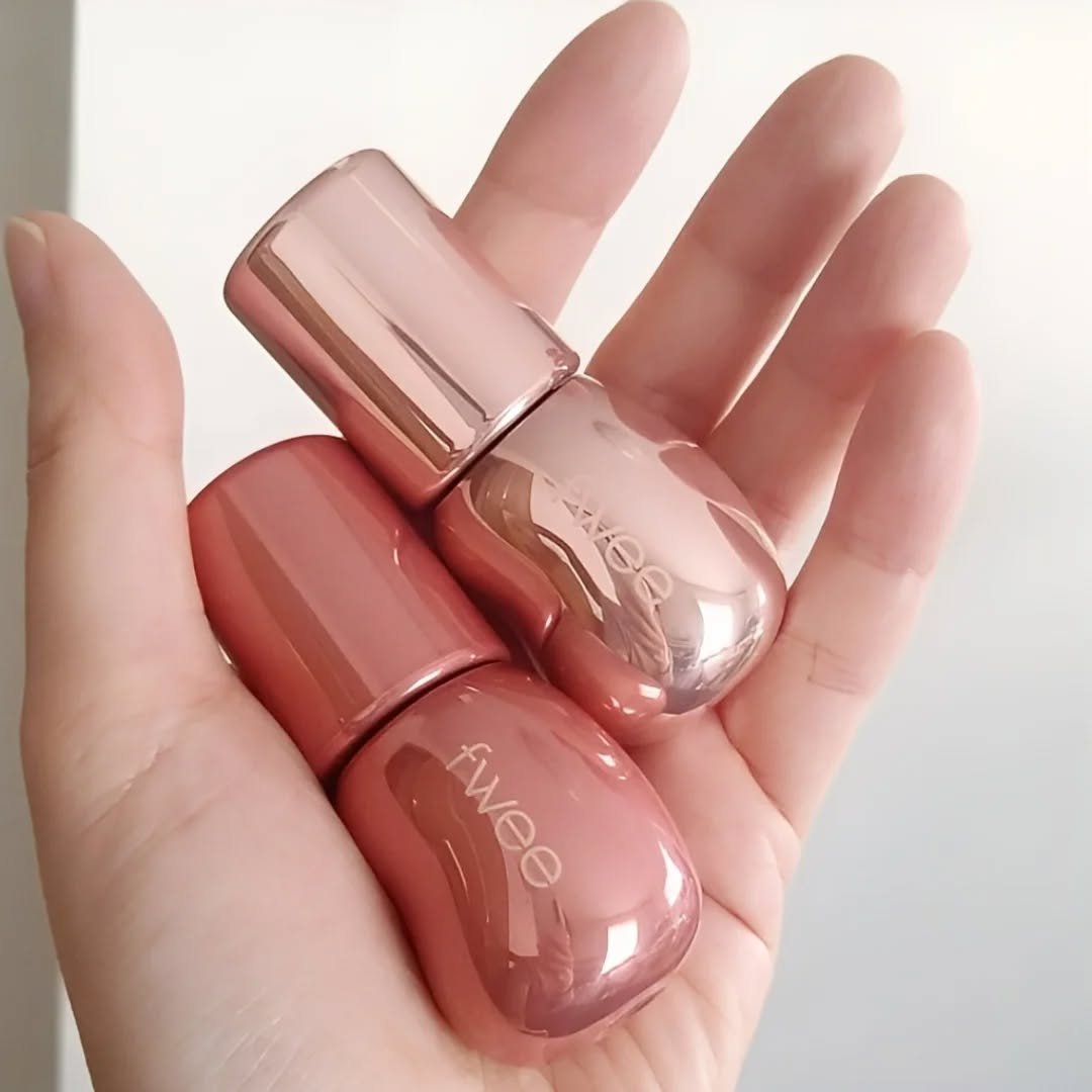 フィー 3Dボリューミンググロス/fwee/リップグロスを使ったクチコミ（2枚目）