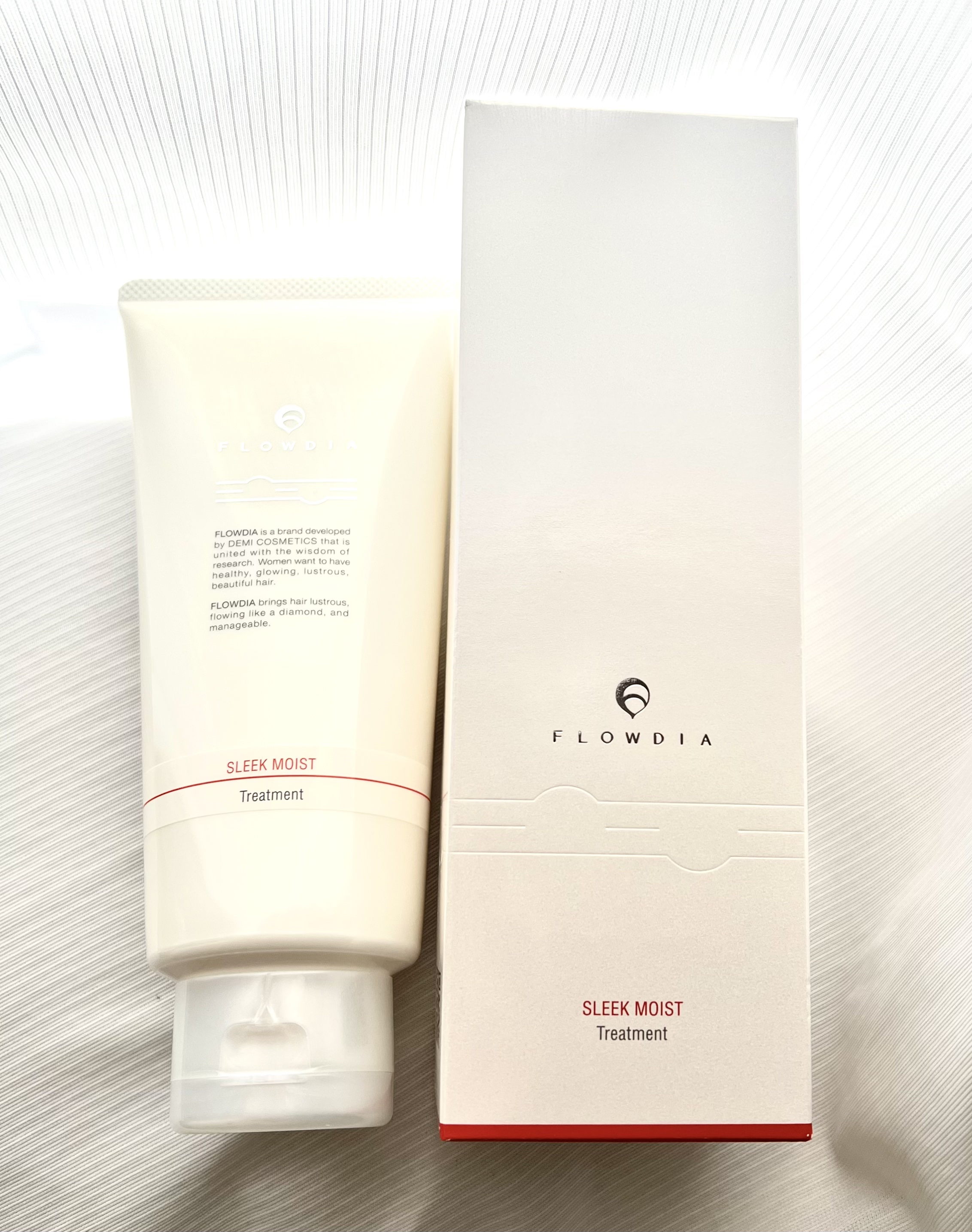 フローディア トリートメント スリークモイスト/FLOWDIA/洗い流すヘアトリートメントを使ったクチコミ（1枚目）