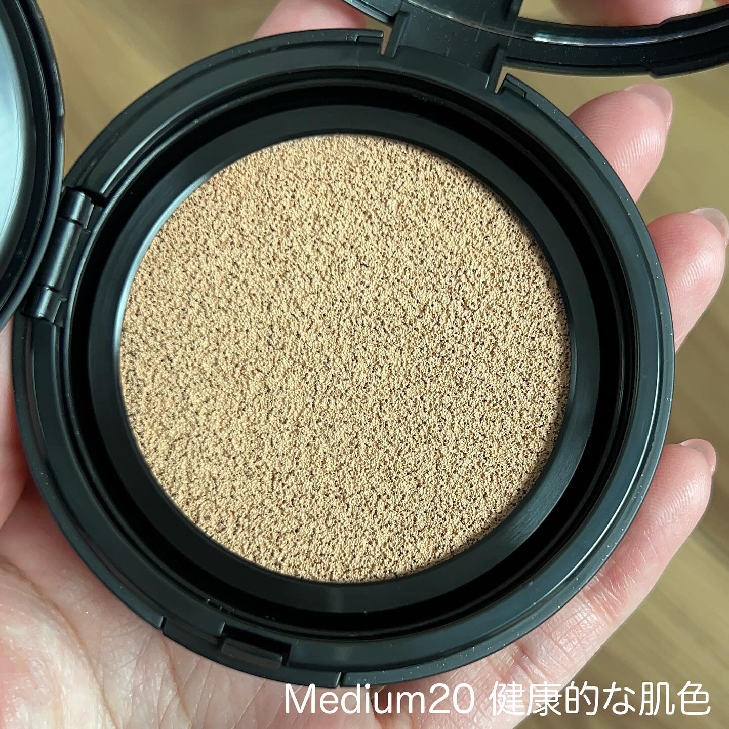 ベルベットジュエルクッション/BIVABOO/クッションファンデーションを使ったクチコミ（3枚目）