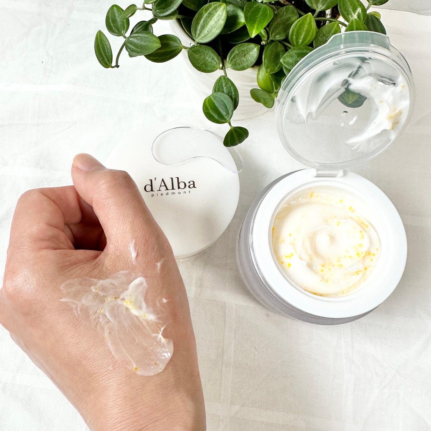 ビタトーニングカプセルクリーム/ダルバ/フェイスクリームを使ったクチコミ(5枚目)