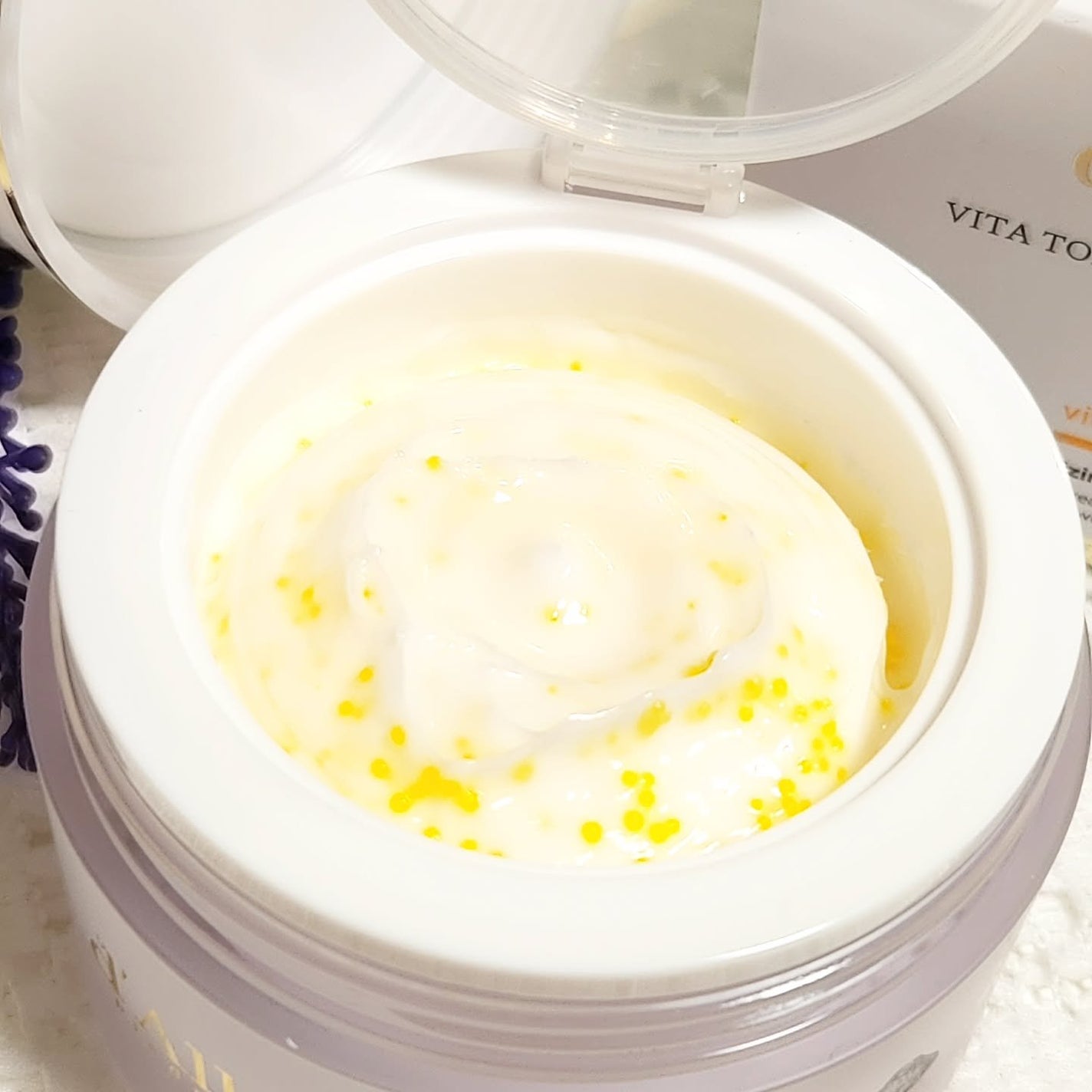 ビタトーニングカプセルクリーム/ダルバ/フェイスクリームを使ったクチコミ(4枚目)