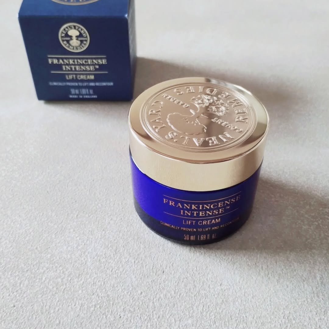 フランキンセンス インテンス リフトクリーム/ニールズヤード レメディーズ/フェイスクリームを使ったクチコミ（1枚目）