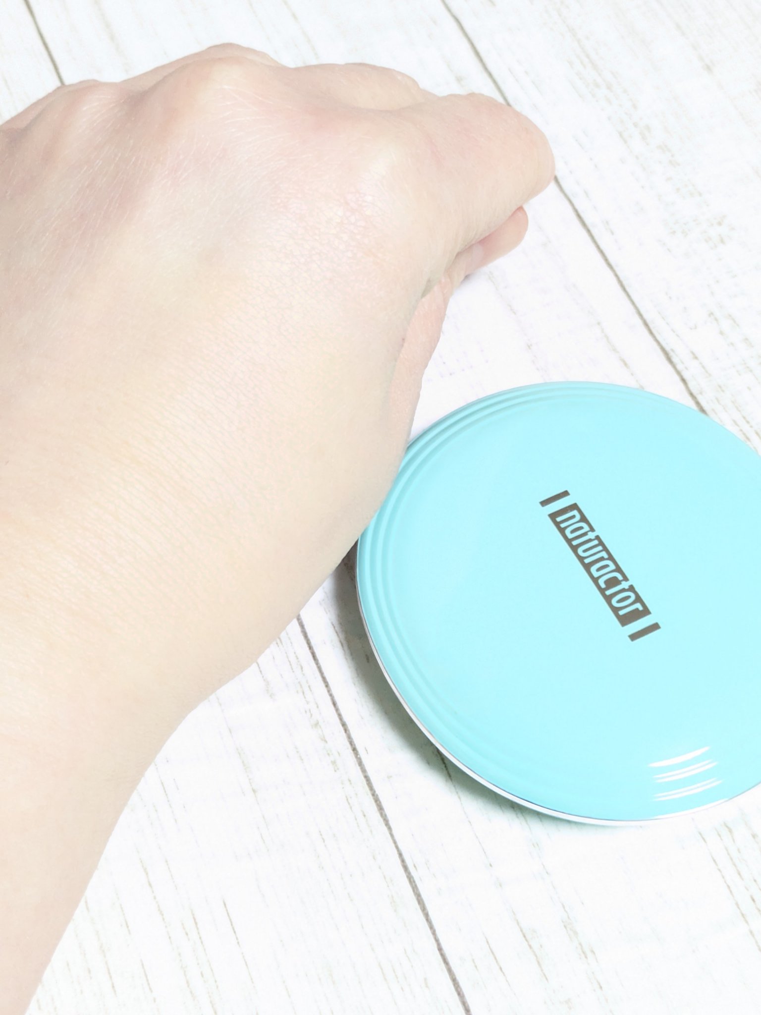 ナチュラクター サマーケーキ(水専用ファンデーション)/メイコー化粧品/クリーム・エマルジョンファンデーションを使ったクチコミ（2枚目）