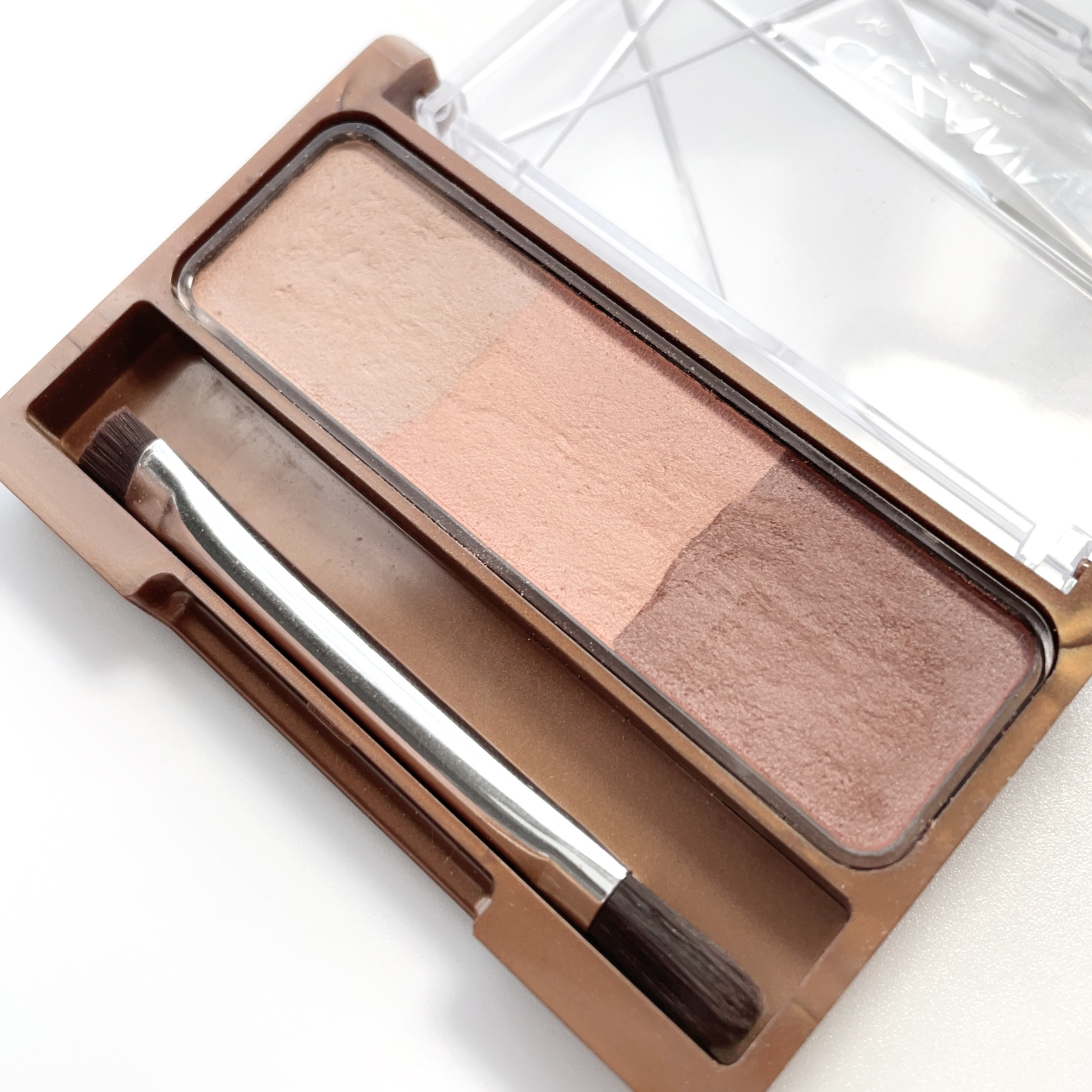 ノーズ＆アイブロウパウダー/CEZANNE/パウダーアイブロウを使ったクチコミ（2枚目）