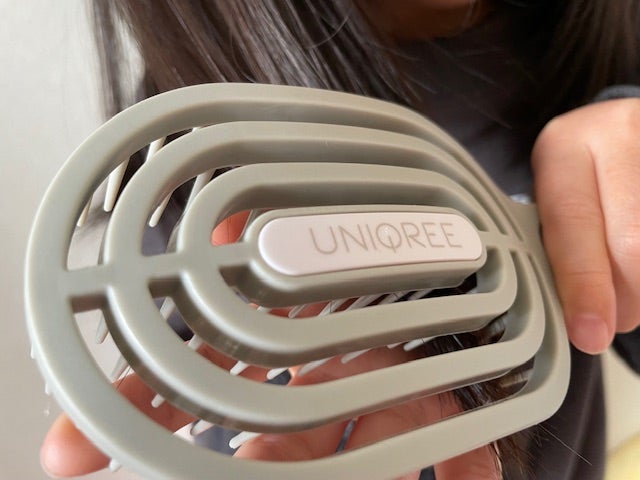 ユニークリー 4wayスムースヘアブラシ/ビー・エヌ/ヘアブラシを使ったクチコミ(5枚目)