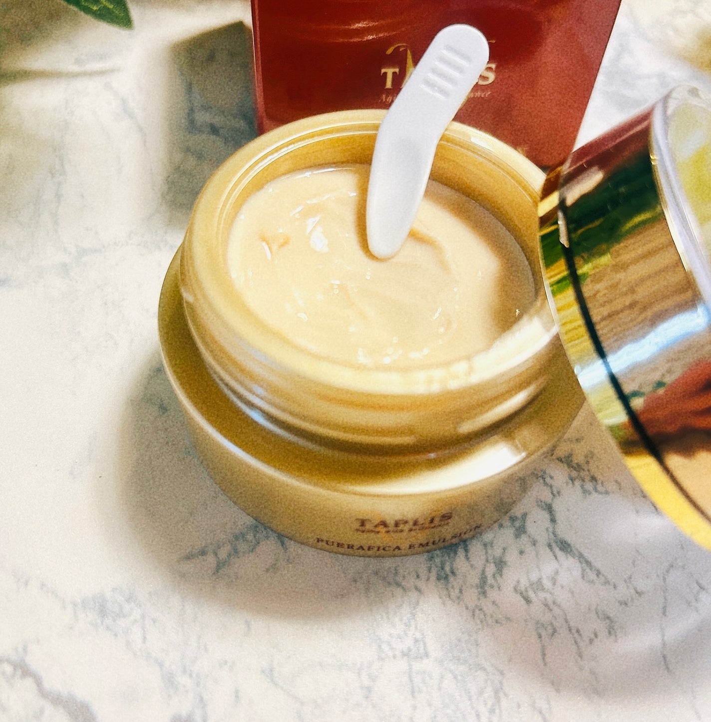 タプリス プエラフィカ エマルション/ドクターベルツ/フェイスクリームを使ったクチコミ(3枚目)