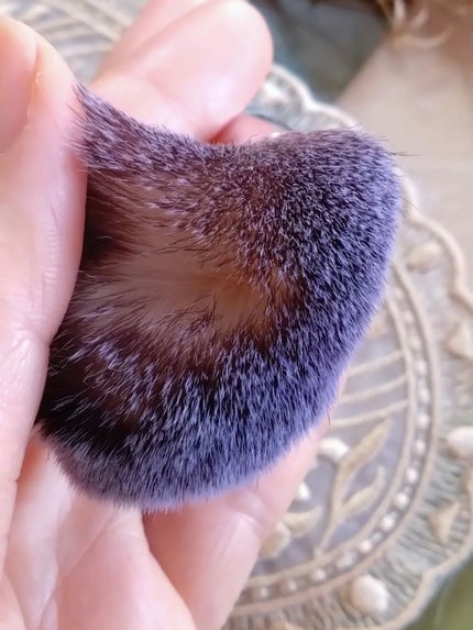 パウダーファンブラシ/ロージーローザ/メイクブラシを使ったクチコミ(4枚目)