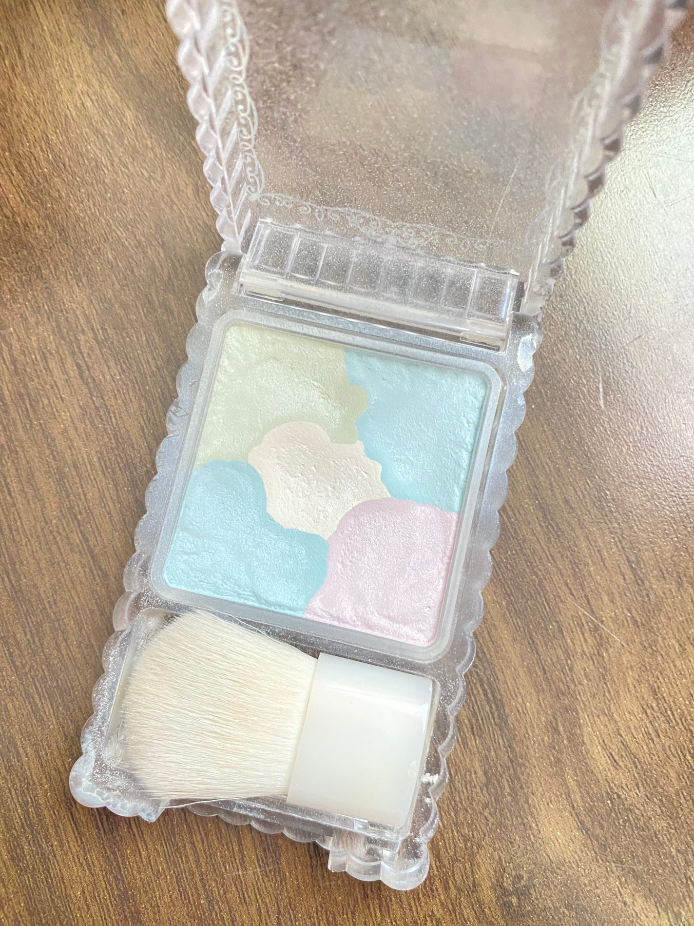 グロウフルールハイライター/キャンメイク/パウダーハイライトを使ったクチコミ(1枚目)