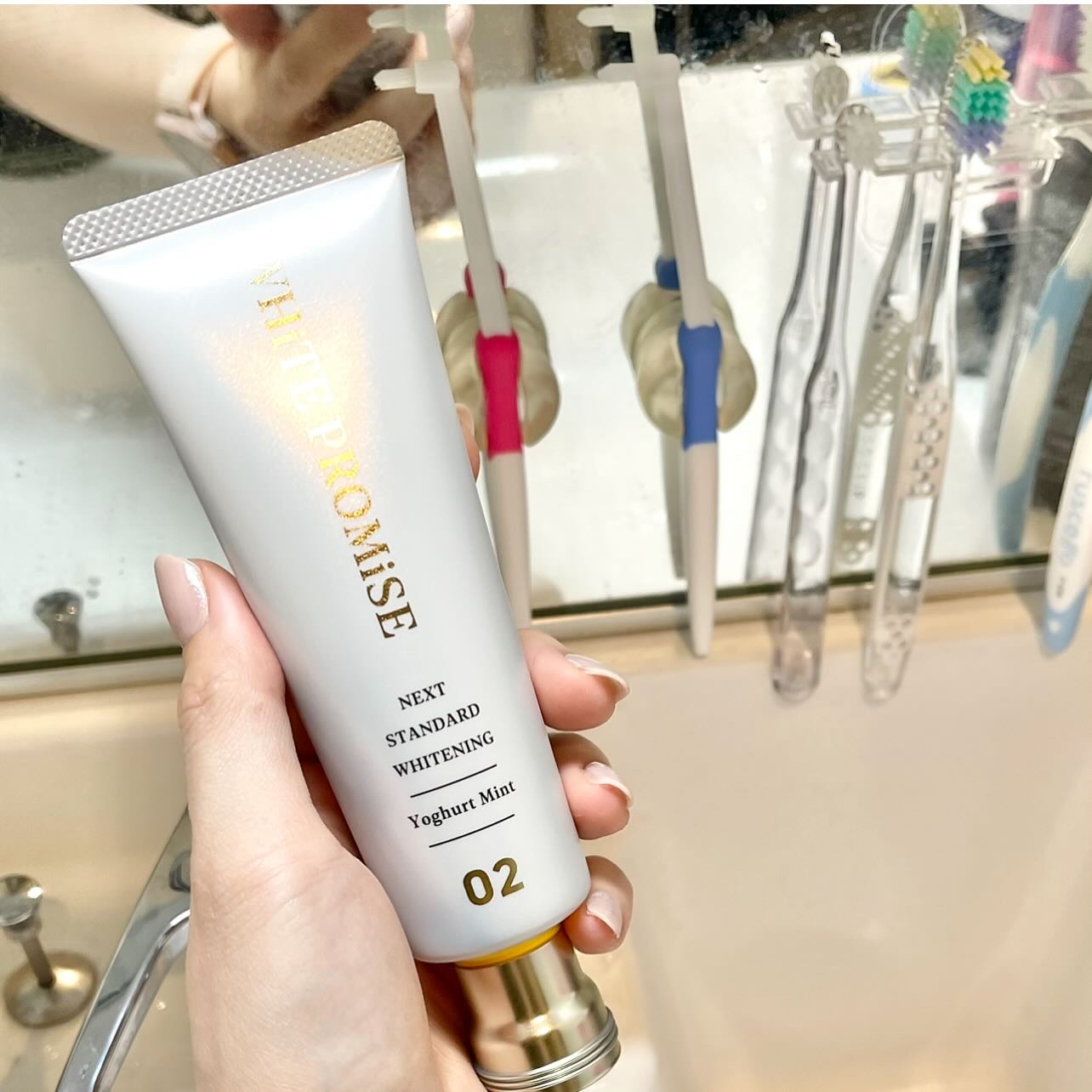 ホワイトプロミス  美白*＋むし歯予防*/WHiTE PROMiSE/歯磨き粉を使ったクチコミ（2枚目）