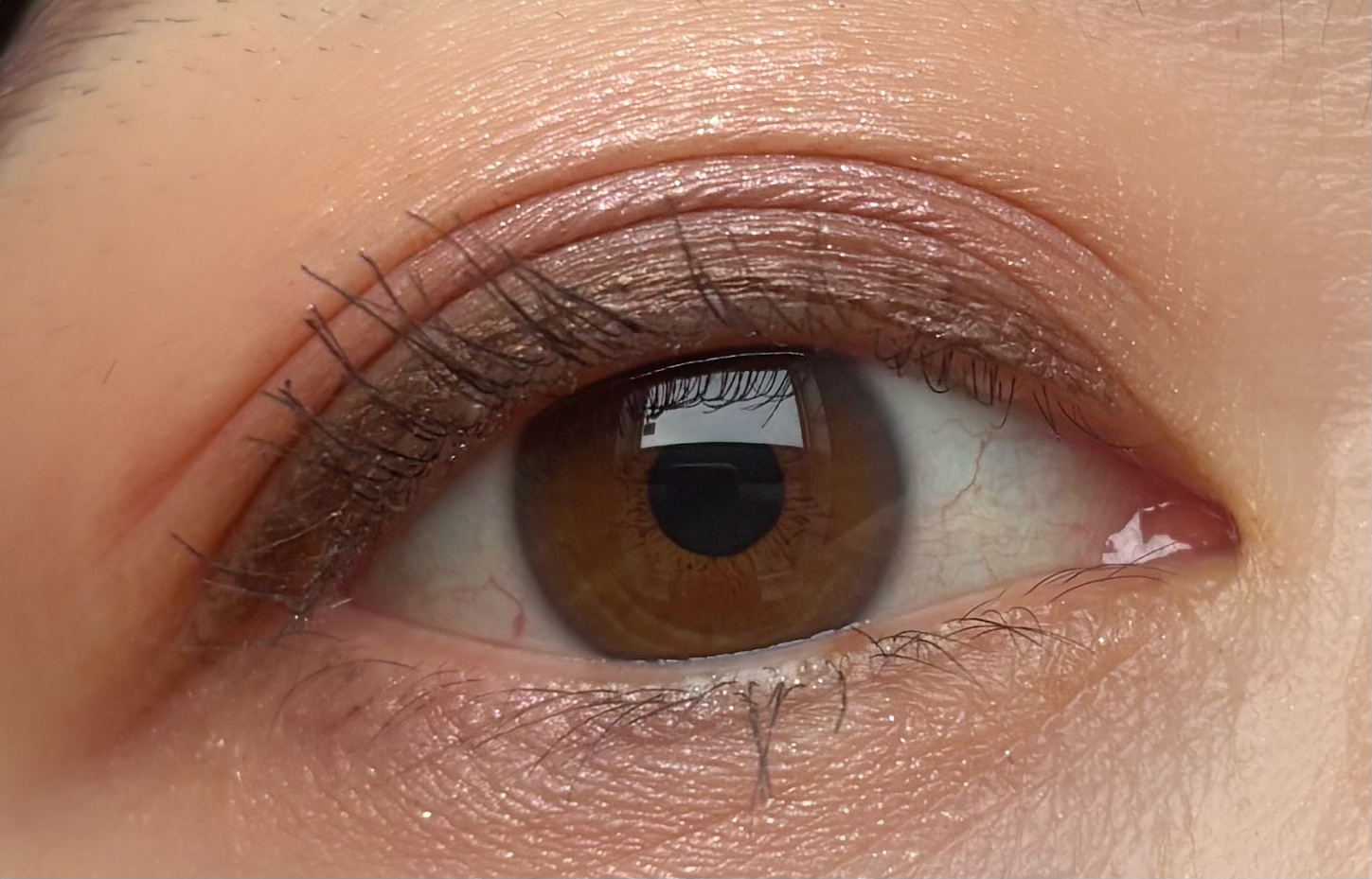 レブロン ダズル アイシャドウ クアッド/REVLON/アイシャドウパレットを使ったクチコミ（3枚目）