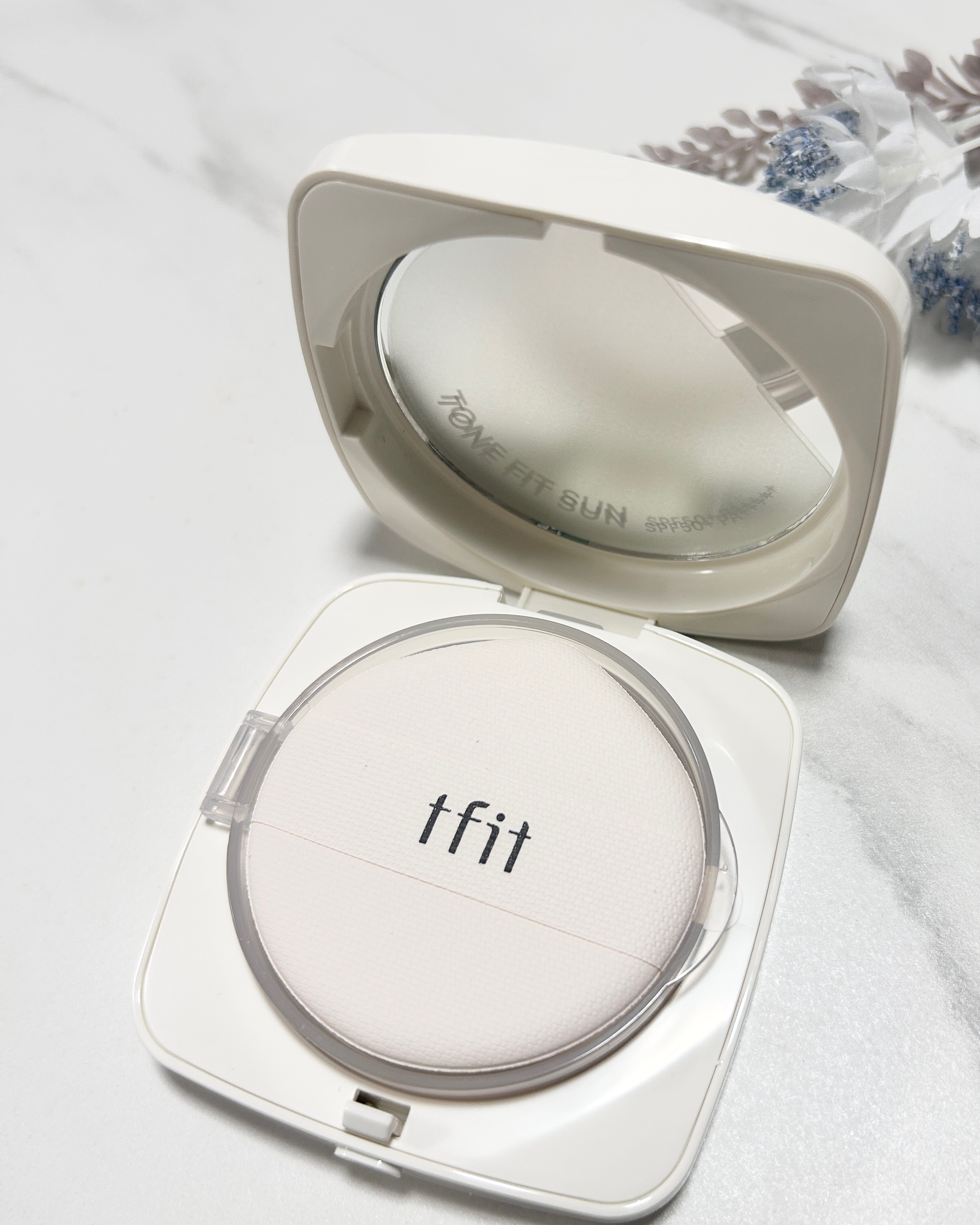 ベースフィットトーンアップサンクッション/TFIT/クッションファンデーションを使ったクチコミ（2枚目）