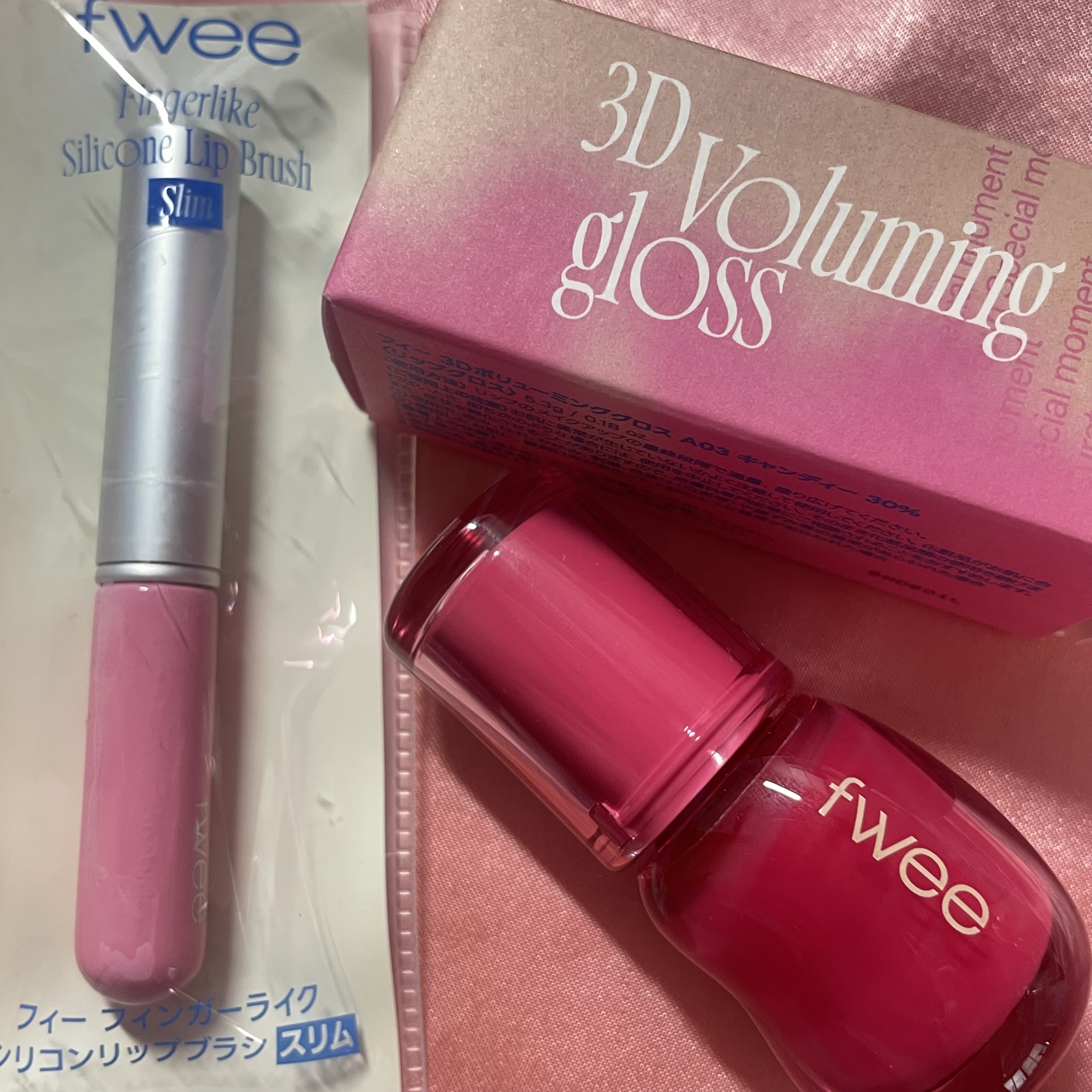 フィー 3Dボリューミンググロス/fwee/リップグロスを使ったクチコミ（1枚目）