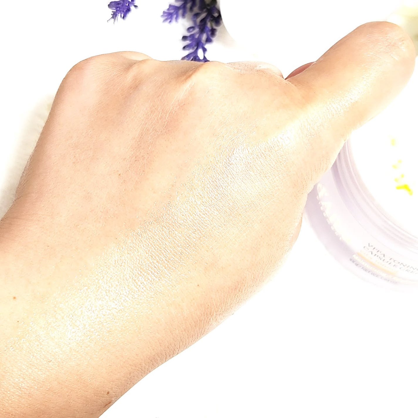 ビタトーニングカプセルクリーム/ダルバ/フェイスクリームを使ったクチコミ(6枚目)