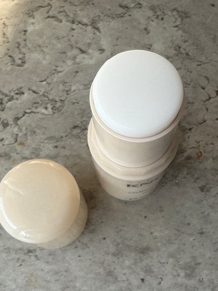 スティーブンノル ニューヨーク マディソン58 マルチ スティックバームのクチコミ「アホ毛防止スティック✨
これまではマスカラタイプを使っていましたが、
このバームタイプは、まと.....」(2枚目)