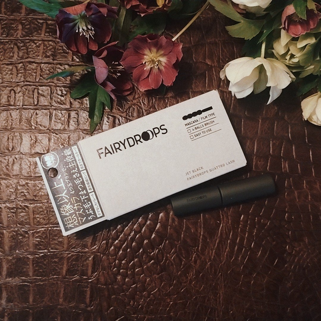 mcgroupakiko on LIPS 「アイメイクが決まると一日の気分も上がります✨年々ぼんやりしてく..」(4枚目)