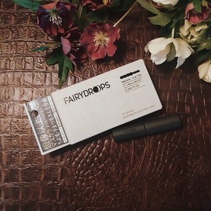 mcgroupakiko on LIPS 「アイメイクが決まると一日の気分も上がります✨年々ぼんやりしてく..」(4枚目)