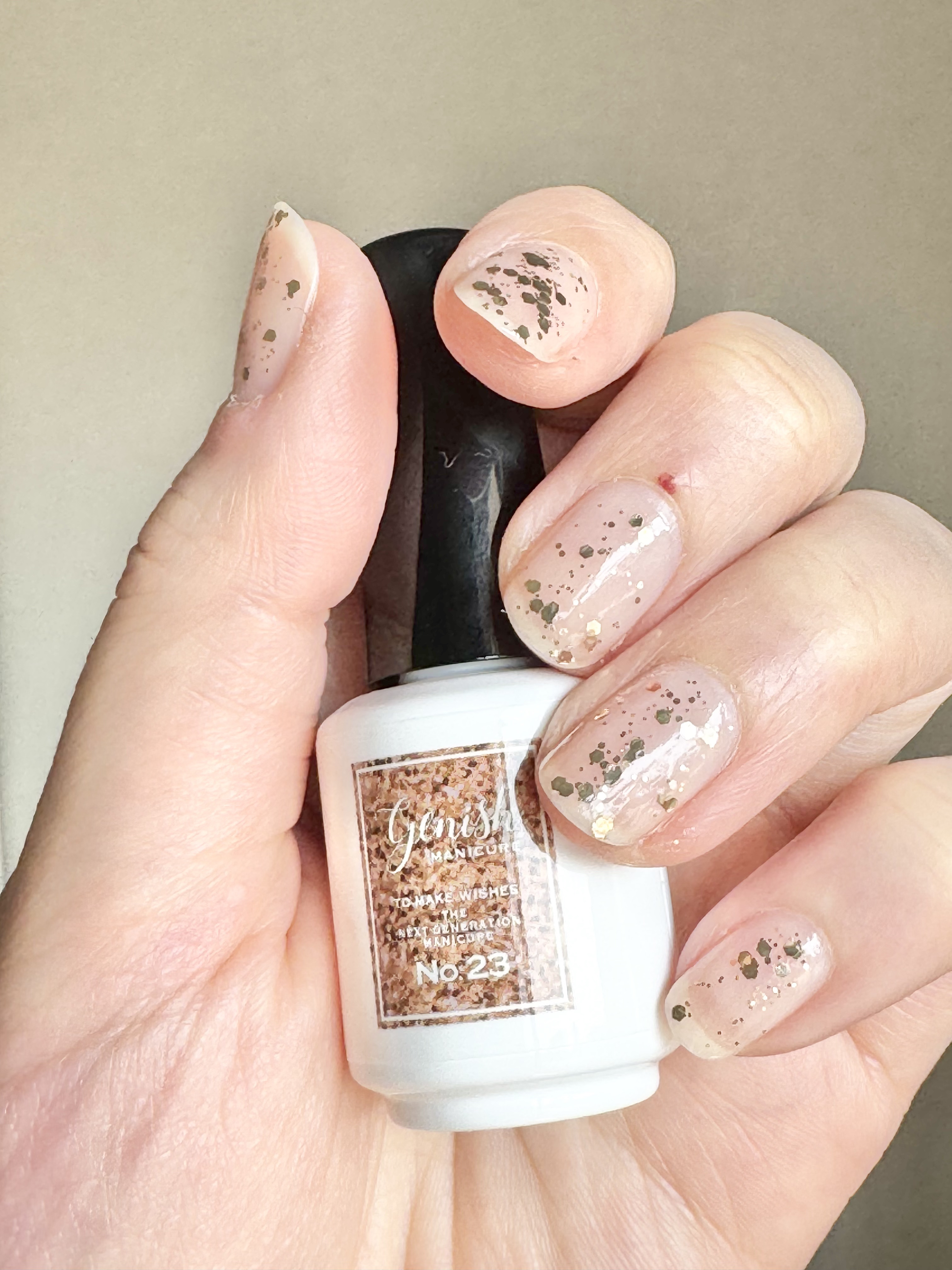ジーニッシュ No.23 SPARK スパーク/ジーニッシュマニキュア/マニキュアを使ったクチコミ（1枚目）