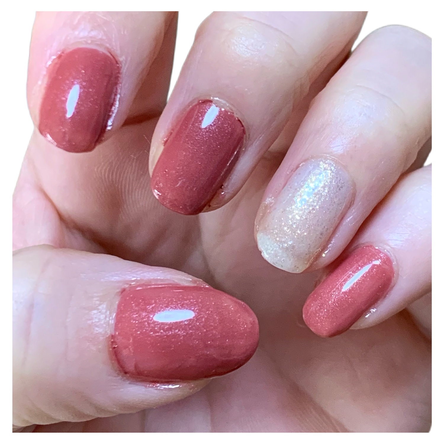 ネイル エナメル 242 ローズ系パール/ちふれ/マニキュアを使ったクチコミ（1枚目）