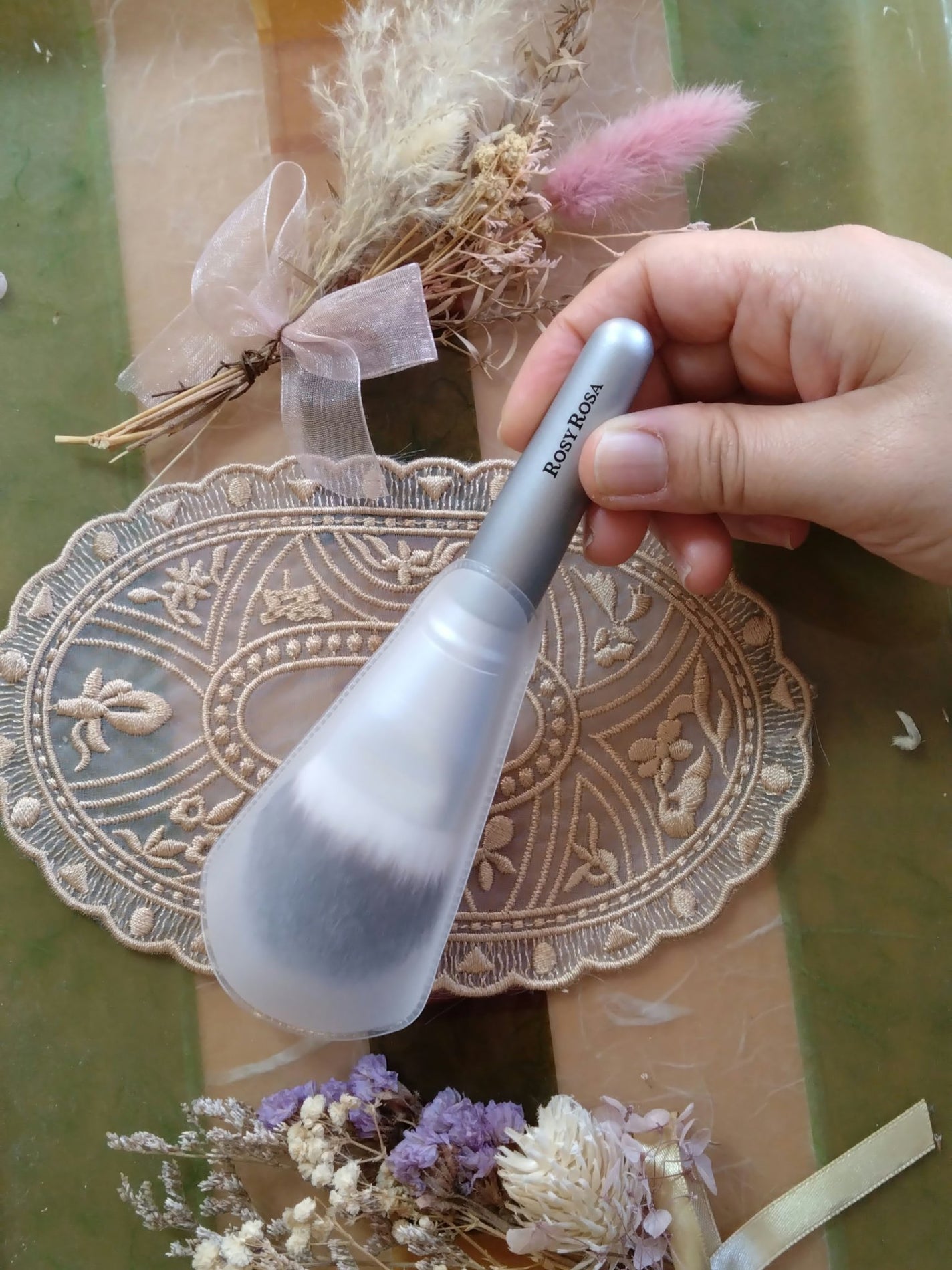 パウダーファンブラシ/ロージーローザ/メイクブラシを使ったクチコミ(2枚目)