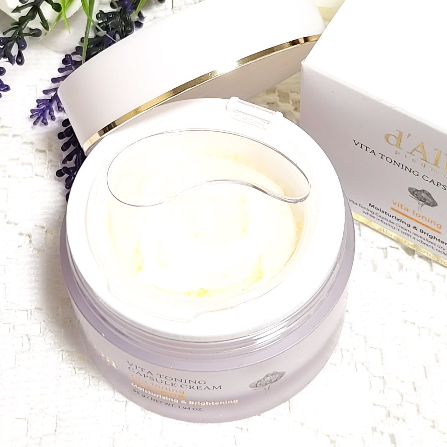 ビタトーニングカプセルクリーム/ダルバ/フェイスクリームを使ったクチコミ（3枚目）