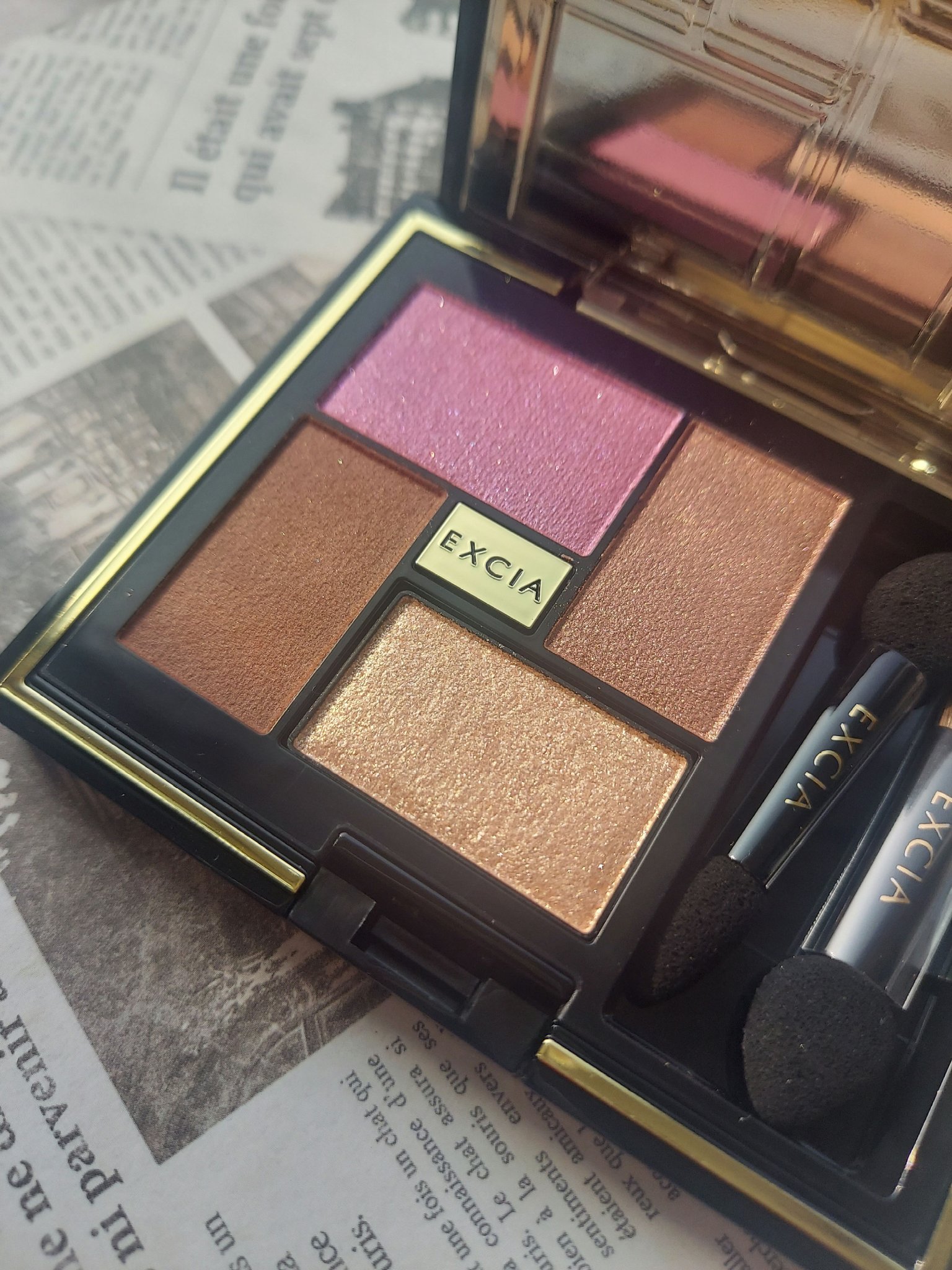 エクシア アイカラー ヴォロンテ/ALBION/アイシャドウパレットを使ったクチコミ（3枚目）