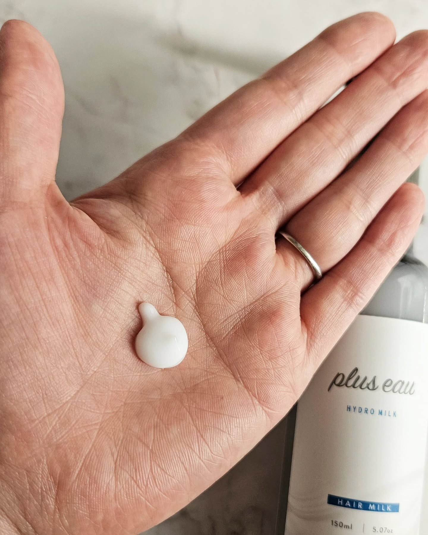 プリュスオー ハイドロミルク/plus eau/ヘアミルクを使ったクチコミ（2枚目）