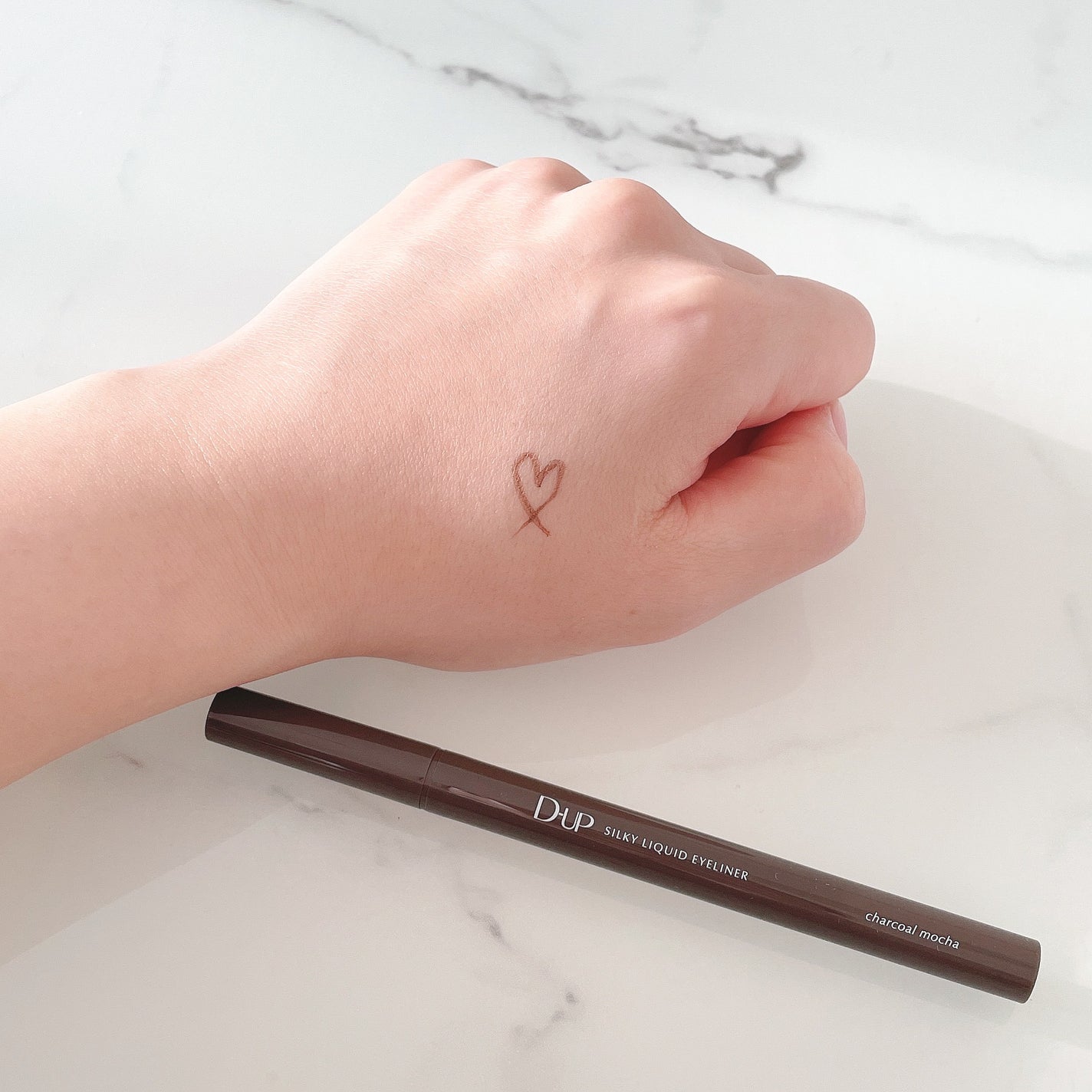 シルキーリキッドアイライナーWP/D-UP/リキッドアイライナーを使ったクチコミ(2枚目)