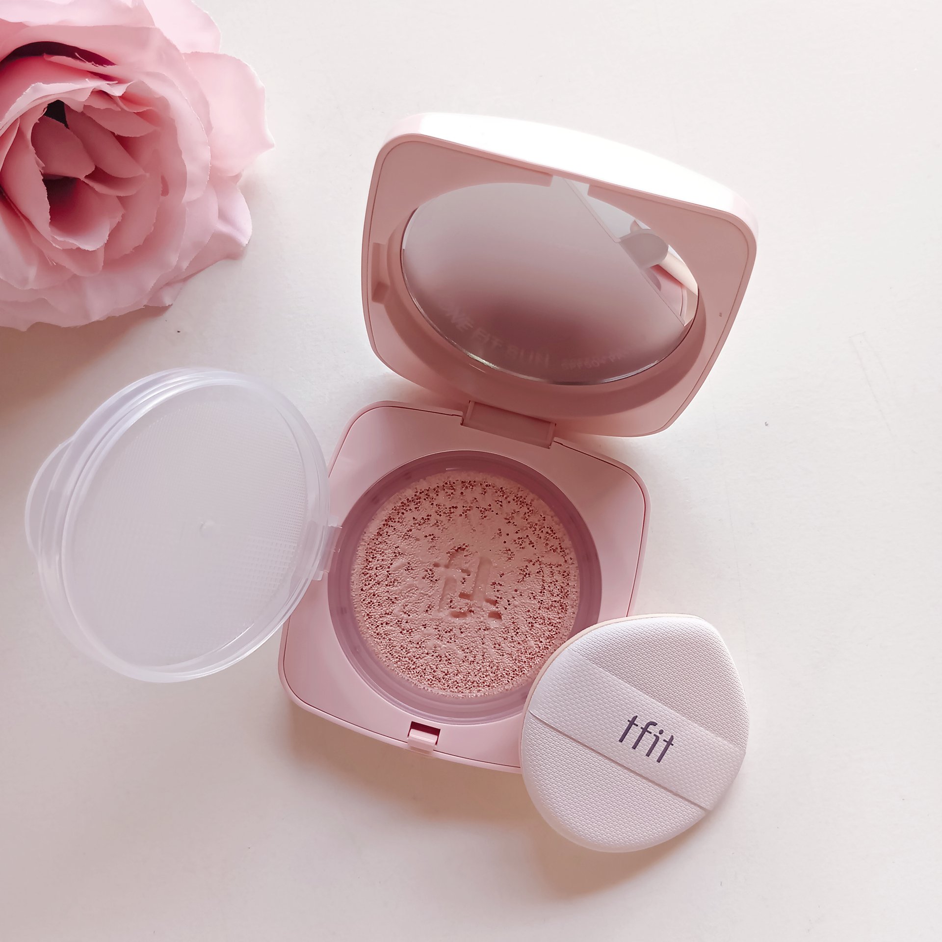 ベースフィットトーンアップサンクッション/TFIT/クッションファンデーションを使ったクチコミ（3枚目）