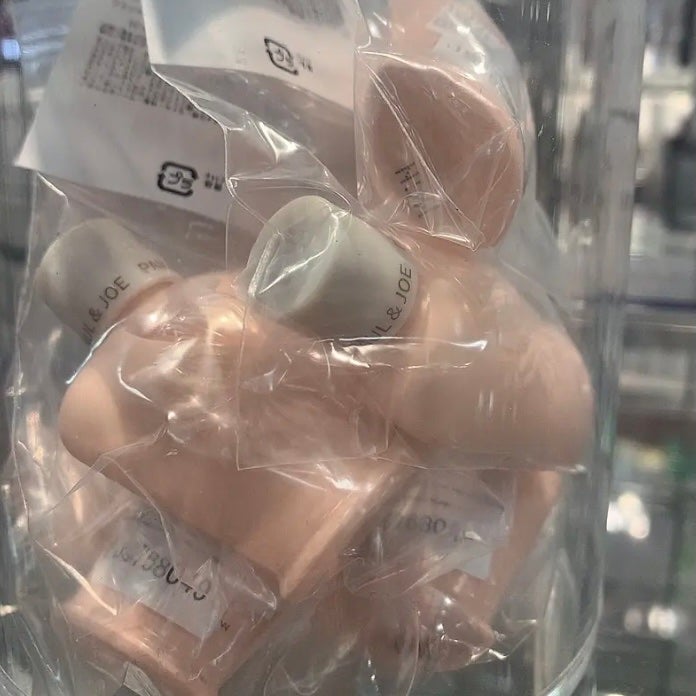 コスメコンシェルジュの日常 on LIPS 「未発売✨大人気プライマーPaul&Joeからミニサイズ登場🤗小..」(2枚目)