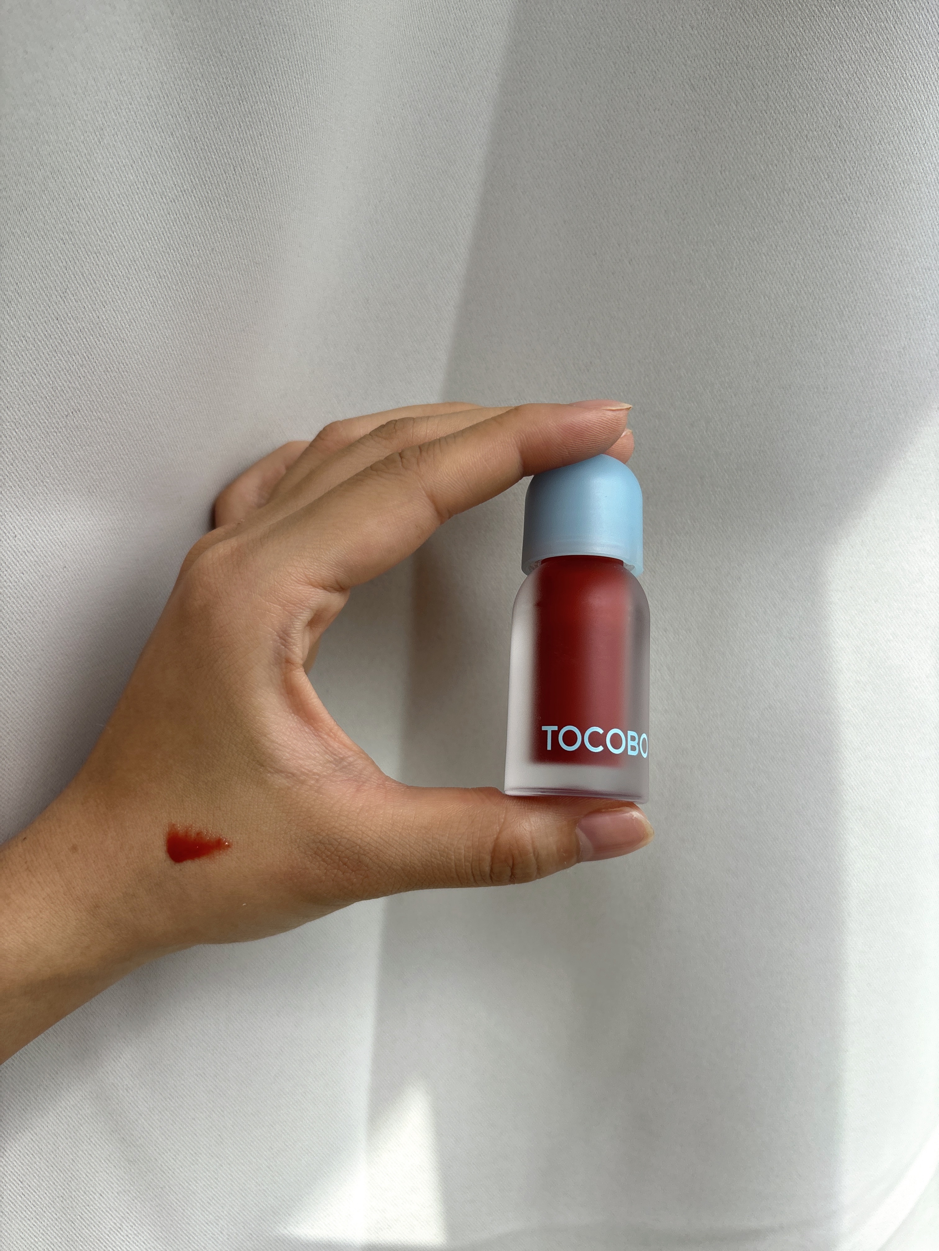 ジューシーベリープランピングリップオイル/TOCOBO/リップグロスを使ったクチコミ（1枚目）