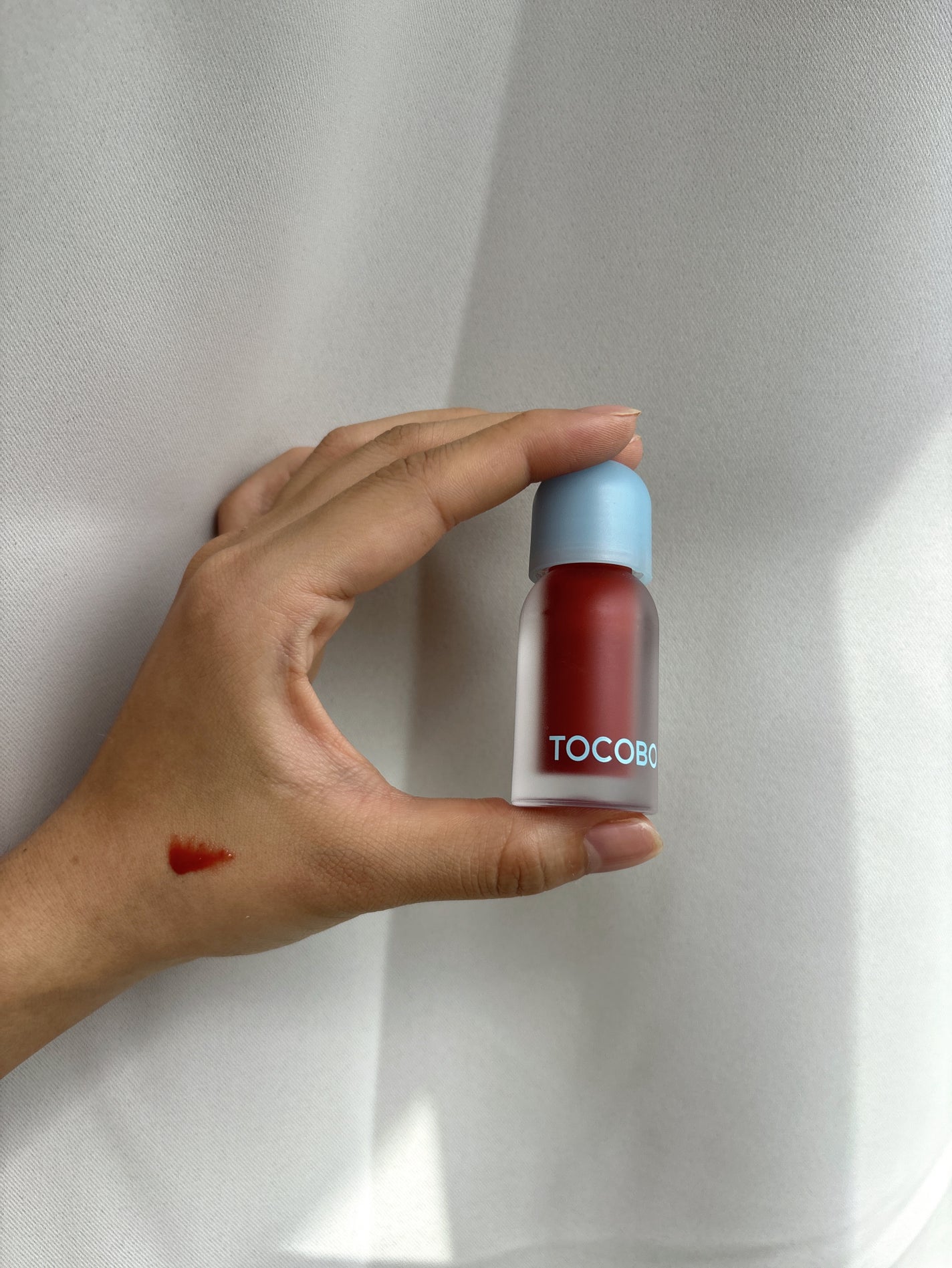 ジューシーベリープランピングリップオイル/TOCOBO/リップグロスを使ったクチコミ(1枚目)