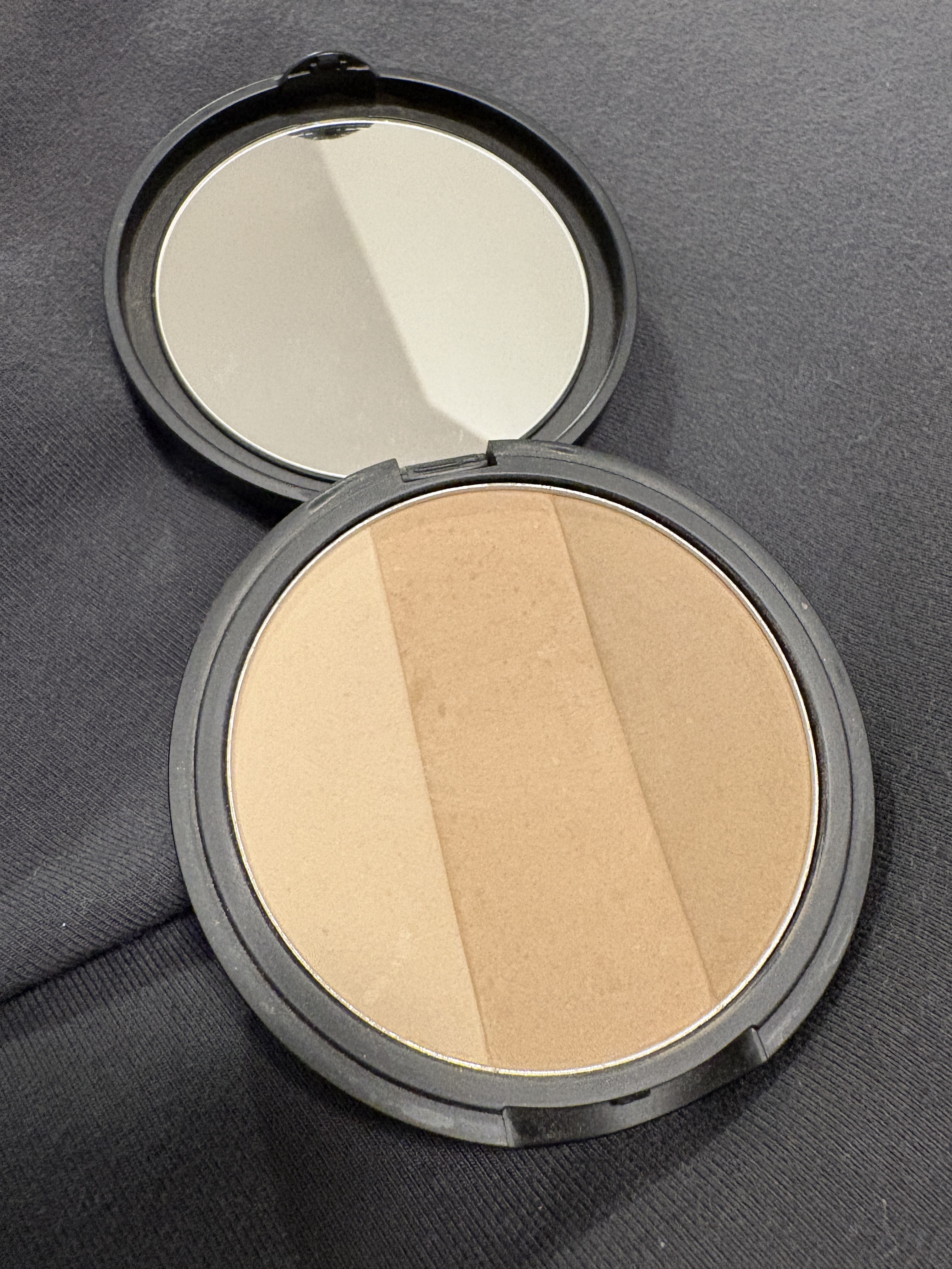 アートクラスバイロダン シェーディング/too cool for school/シェーディングを使ったクチコミ（1枚目）