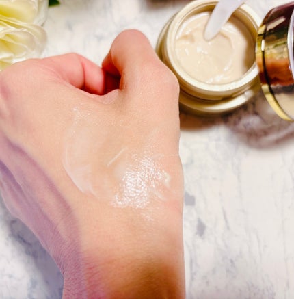 タプリス プエラフィカ エマルション/ドクターベルツ/フェイスクリームを使ったクチコミ(5枚目)