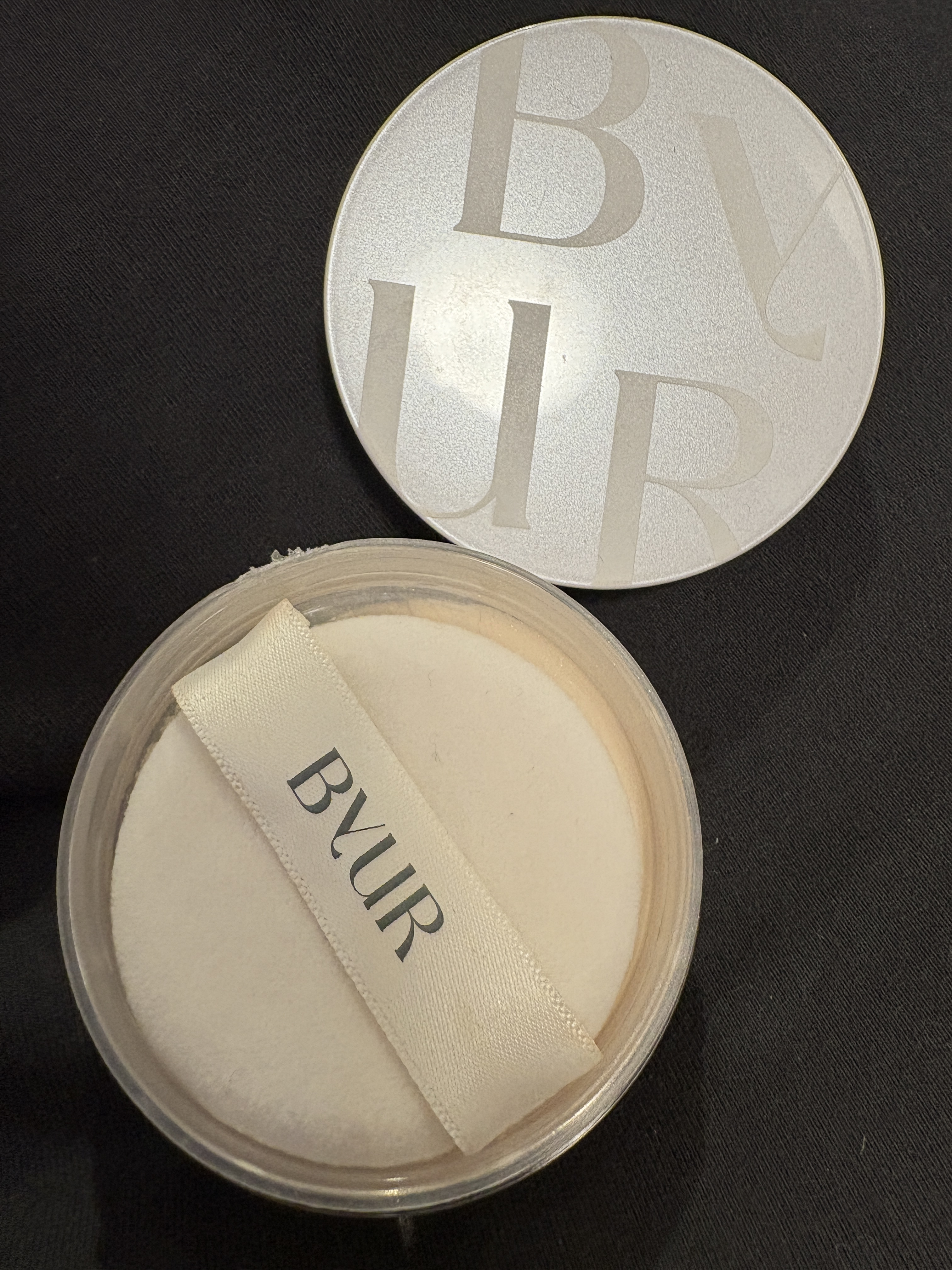 セラムフィット ルースフェイスパウダー/ByUR/ルースパウダーを使ったクチコミ（1枚目）