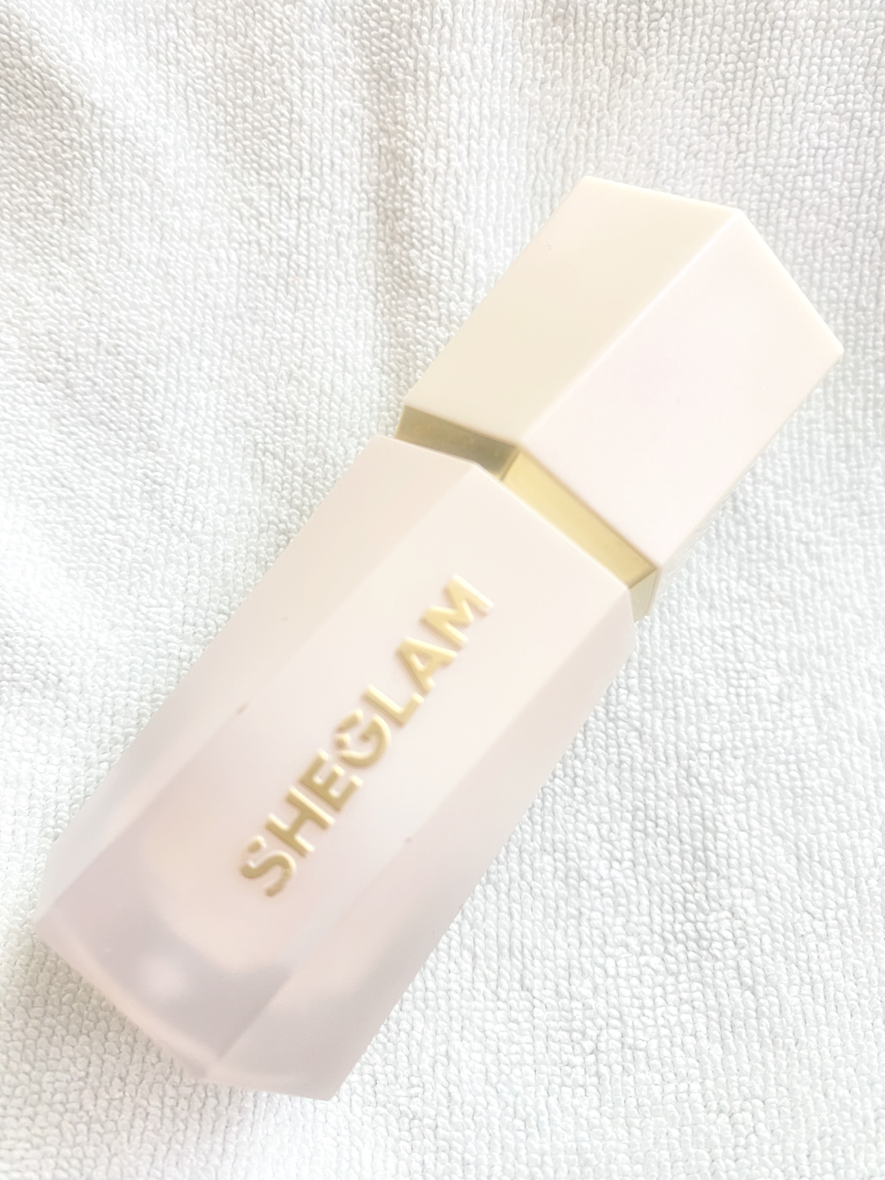 グロウブルーム リキッドハイライター バニラフロスト(Vanilla Frost)/SHEGLAM/リキッドハイライトを使ったクチコミ（1枚目）