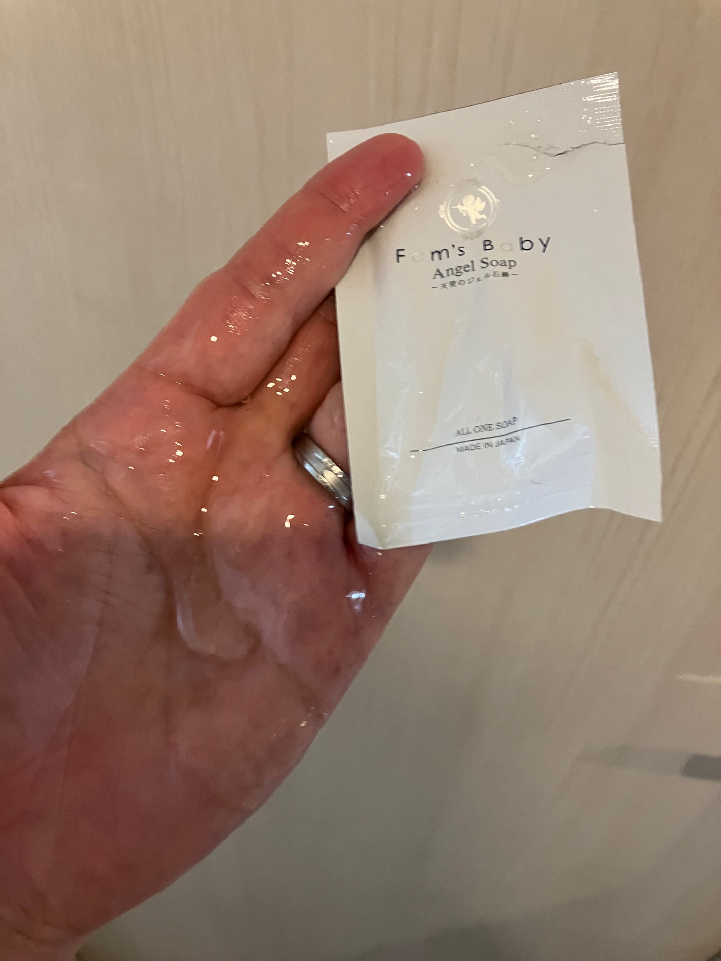 エンジェルソープ/Fam's Baby(ファムズベビー)/ボディソープを使ったクチコミ(3枚目)