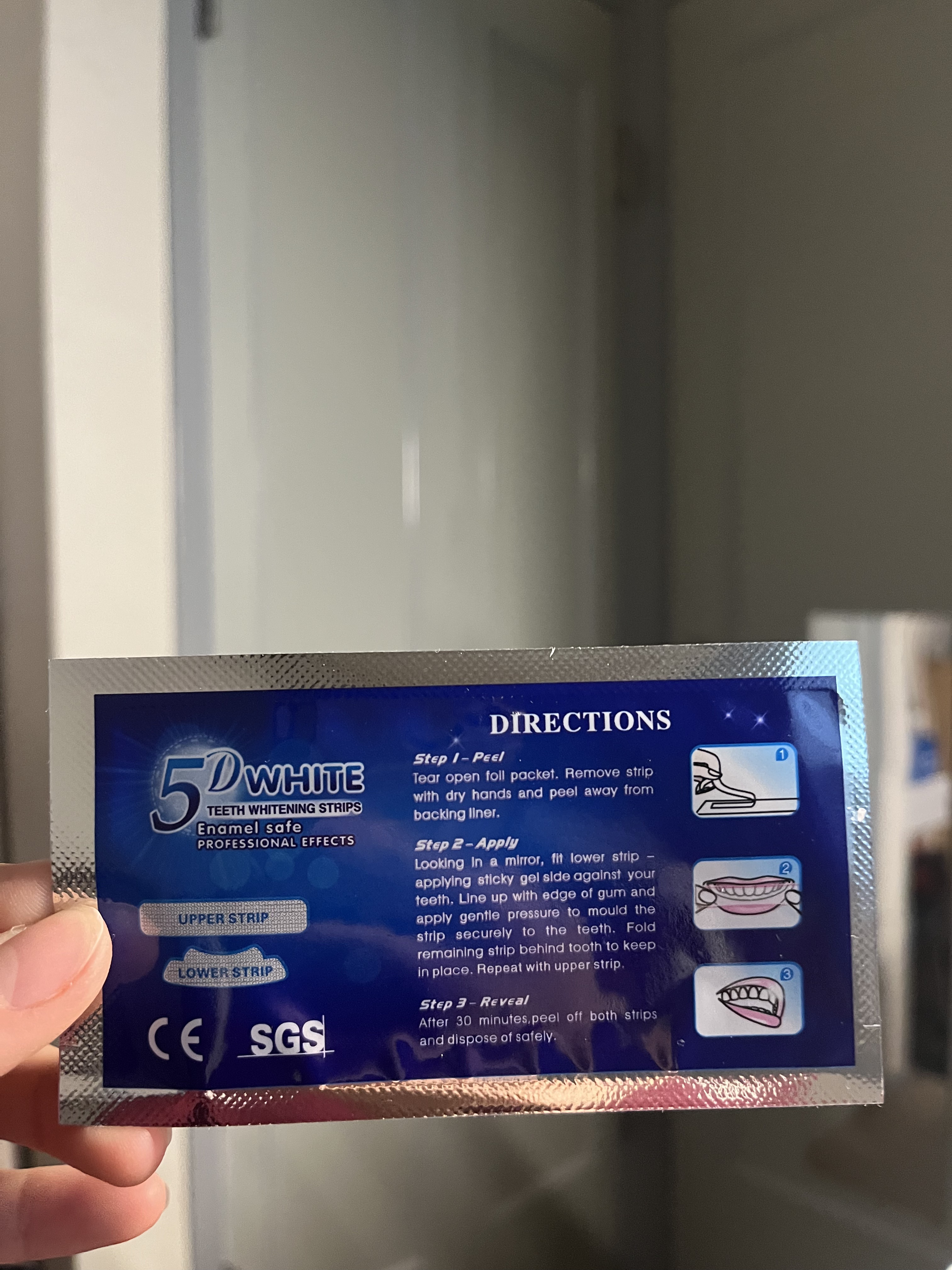 5D Whiteホワイトニングシート/5D/その他オーラルケアを使ったクチコミ（2枚目）