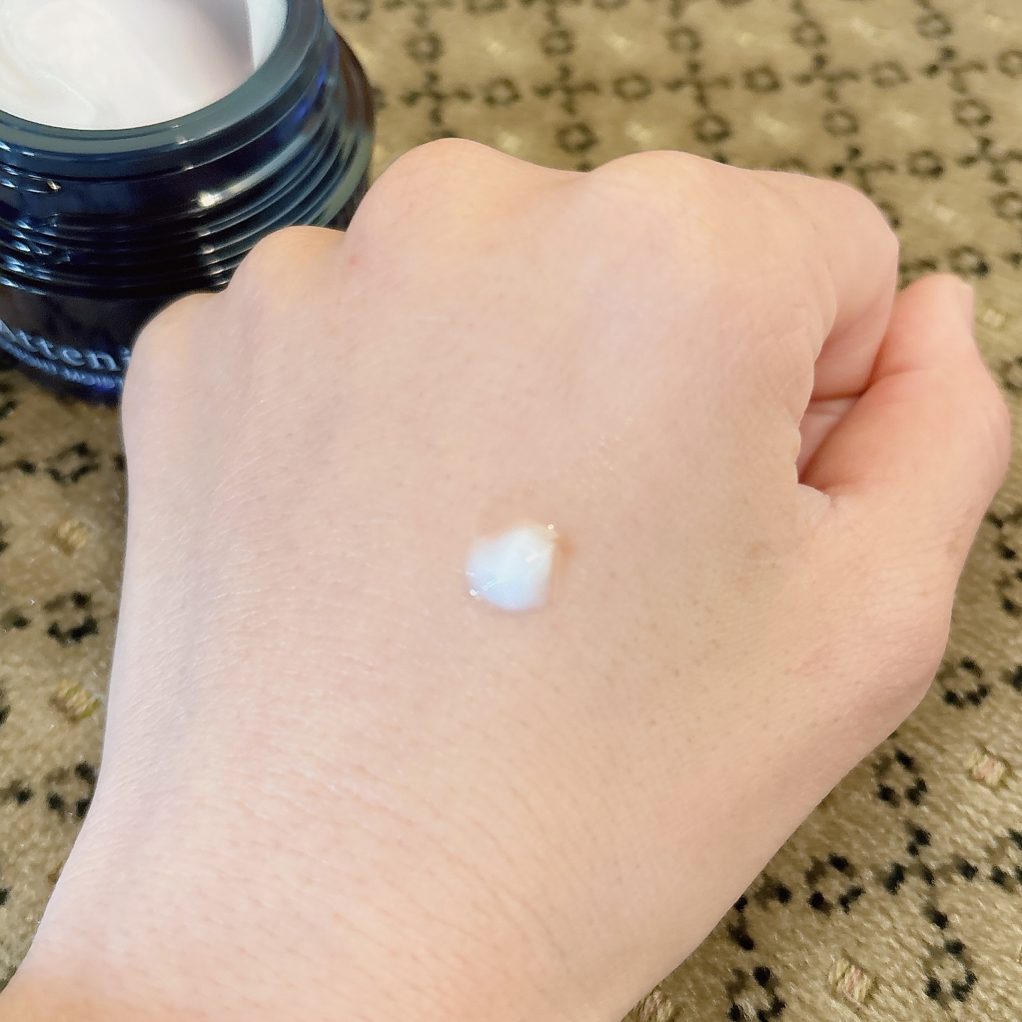 アテニア ミッドナイトモイスチャライザー/アテニア/フェイスクリームを使ったクチコミ（3枚目）