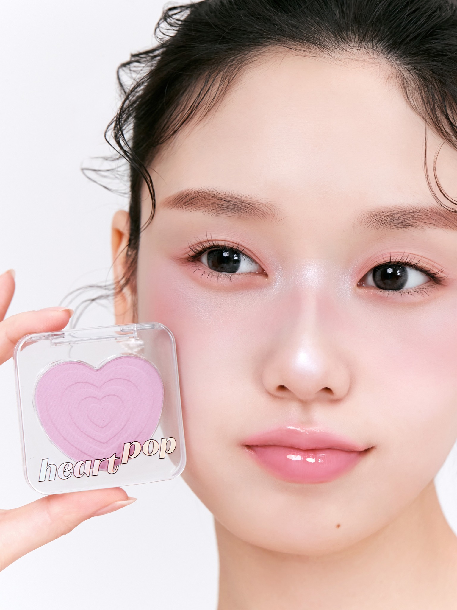 ハートポップブラッシャー/ETUDE/パウダーチークを使ったクチコミ（3枚目）