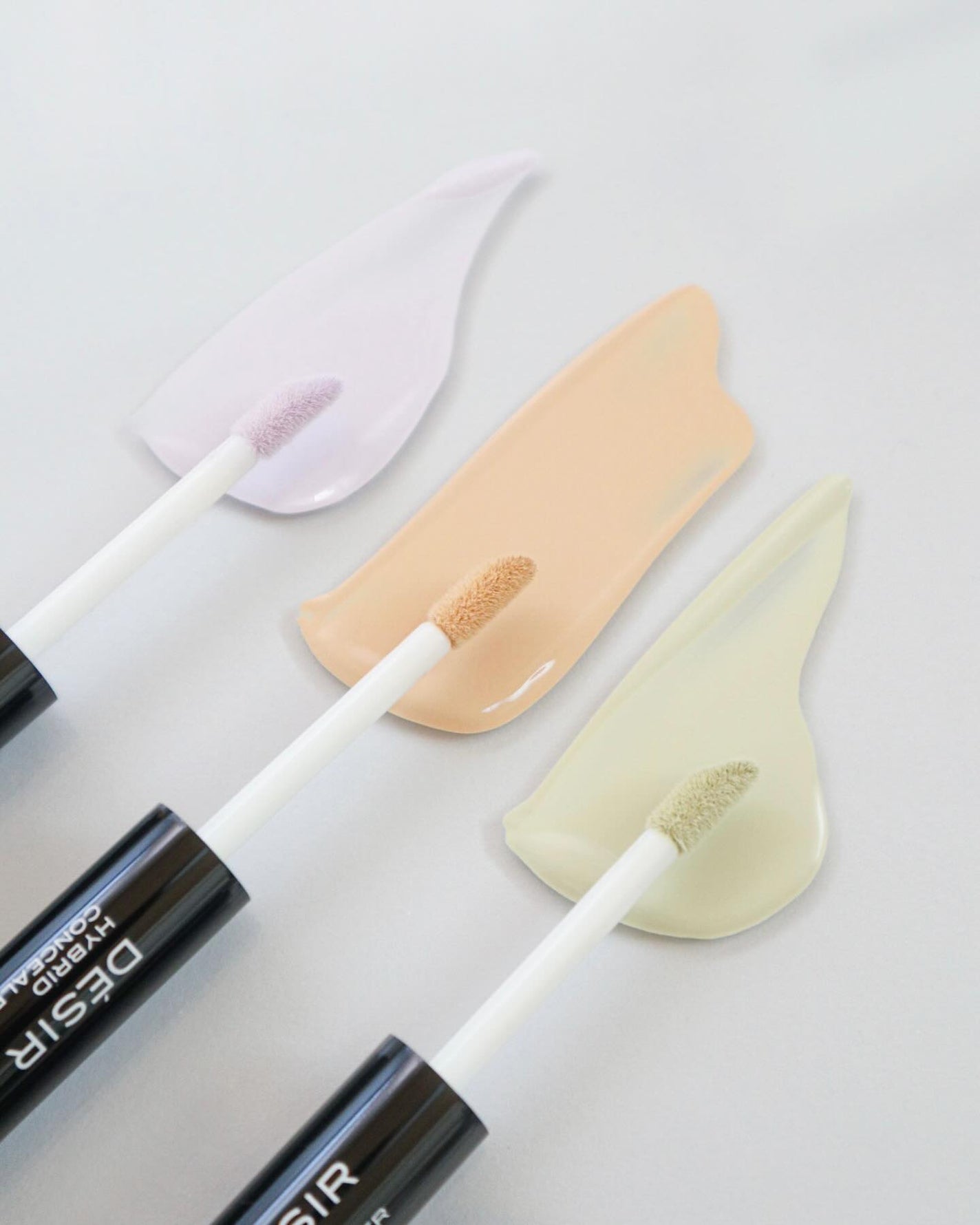 アヴァンセ デジール ハイブリッドコンシーラー ベージュ/ラベンダー/アヴァンセ/スティックコンシーラーを使ったクチコミ(2枚目)