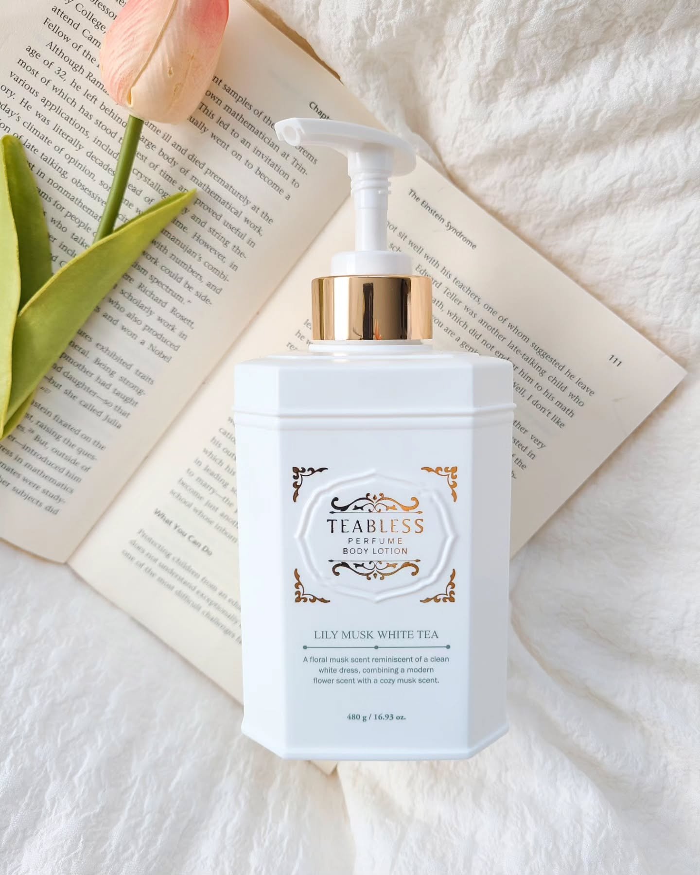 パフュームボディローション リリィムスクホワイトティー/TEABLESS/ボディローションを使ったクチコミ（2枚目）