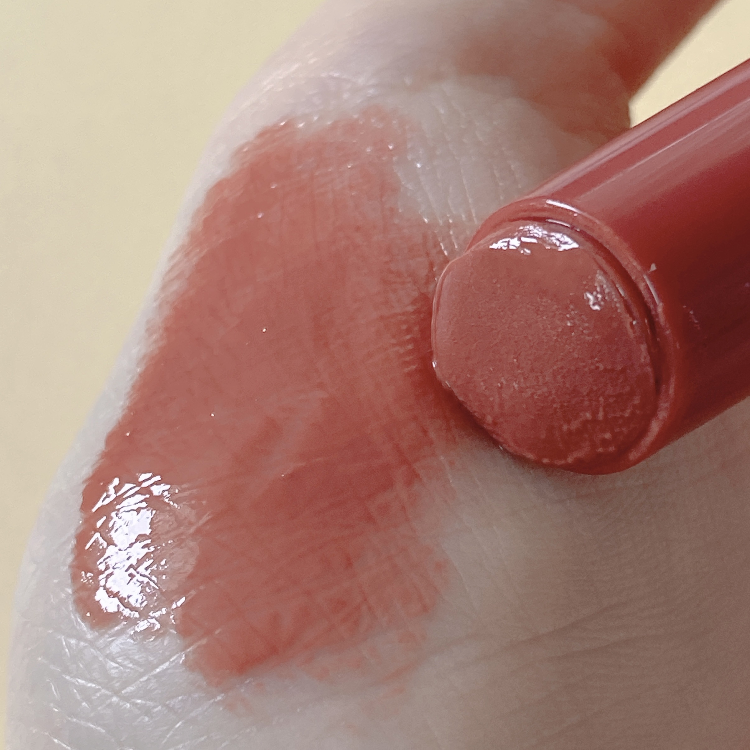 つやぷるリップR/b idol/口紅を使ったクチコミ（3枚目）