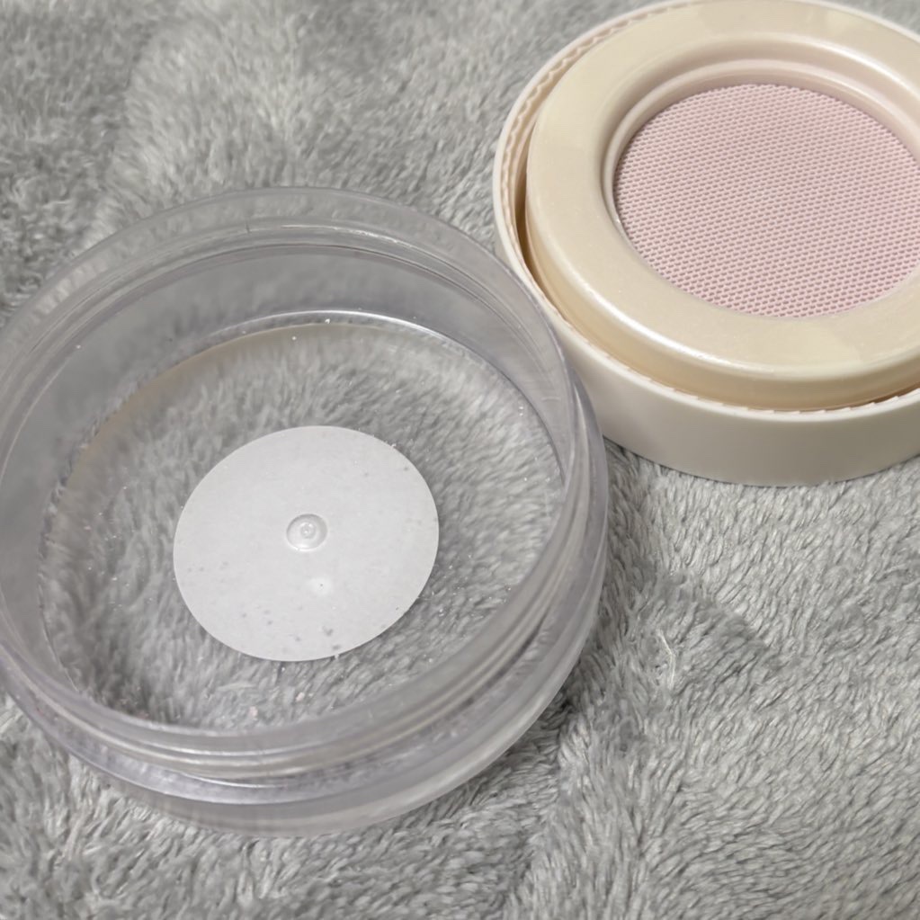 ピクシーダスト ルースパウダー フィニッシュパウダー  013 Lilac/Dinto/ルースパウダーを使ったクチコミ（2枚目）