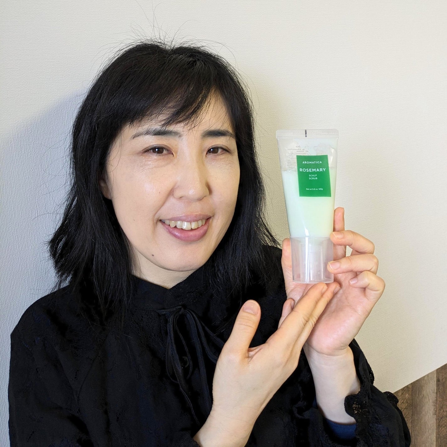 ローズマリー スカルプ スクラブ/AROMATICA/ヘッドスクラブを使ったクチコミ(3枚目)